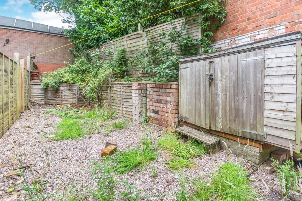 The Green, BIRMINGHAM, West Midlands, B38 photo 2