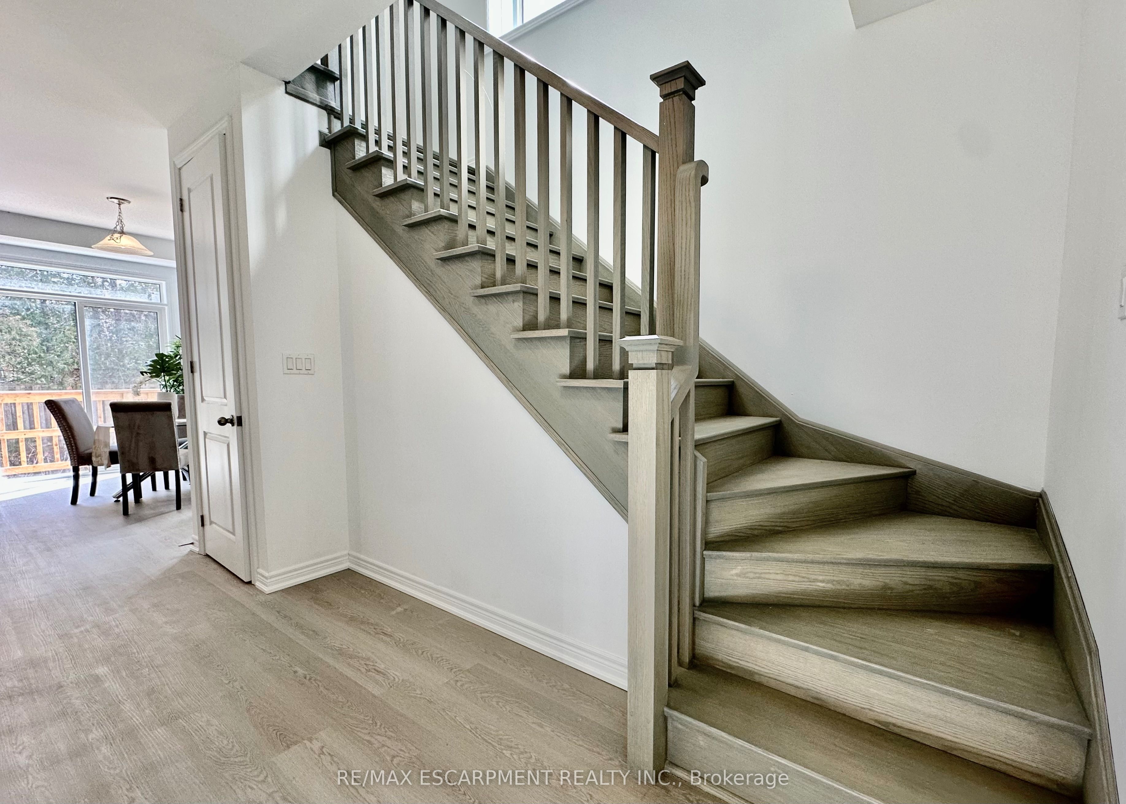 Additional image 6 of 15 Davinci Boulevard, Hamilton, ON, L9B 1B7