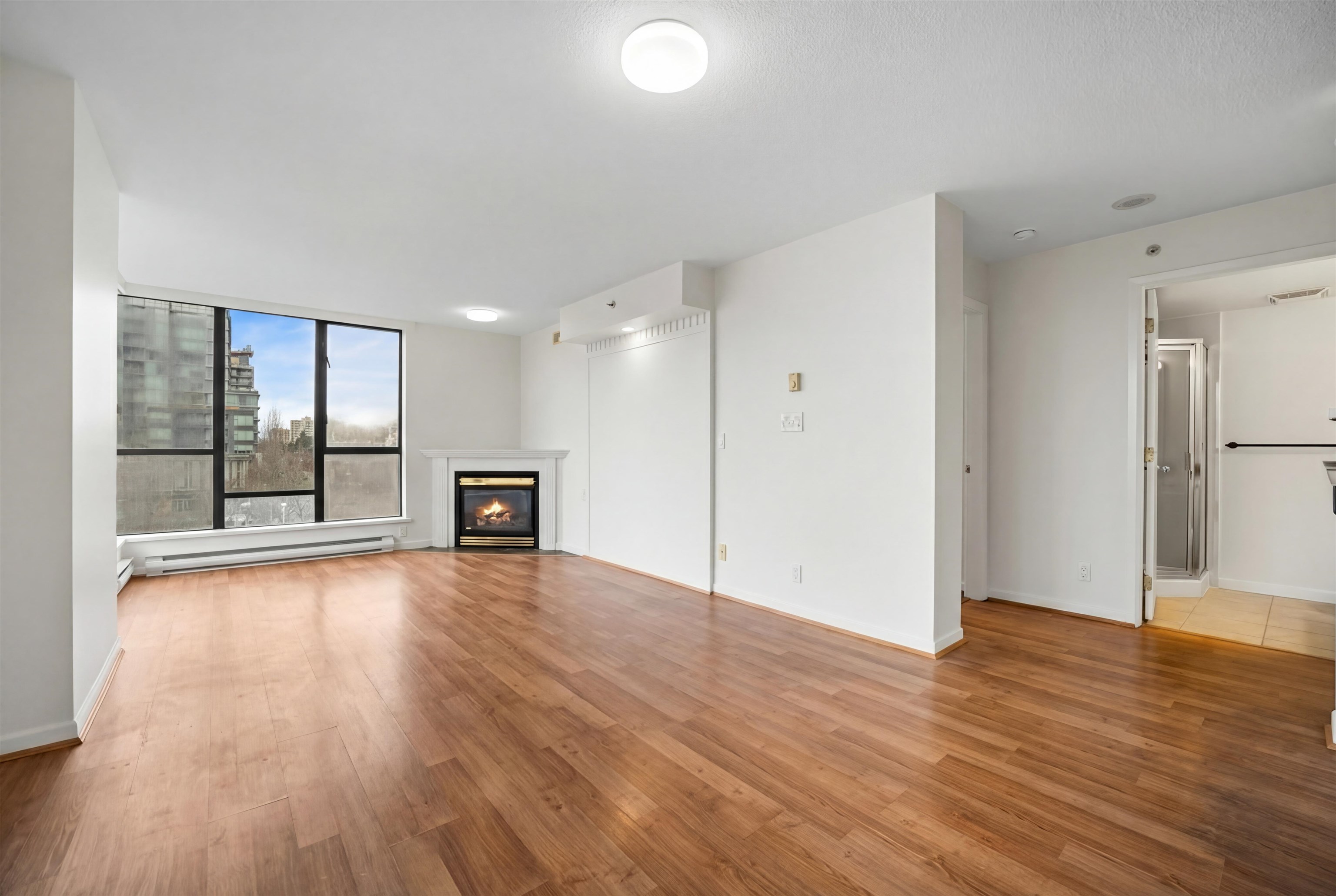 Additional image 5 of 602-8180 Granville Avenue, Richmond, BC, V6Y 4G1