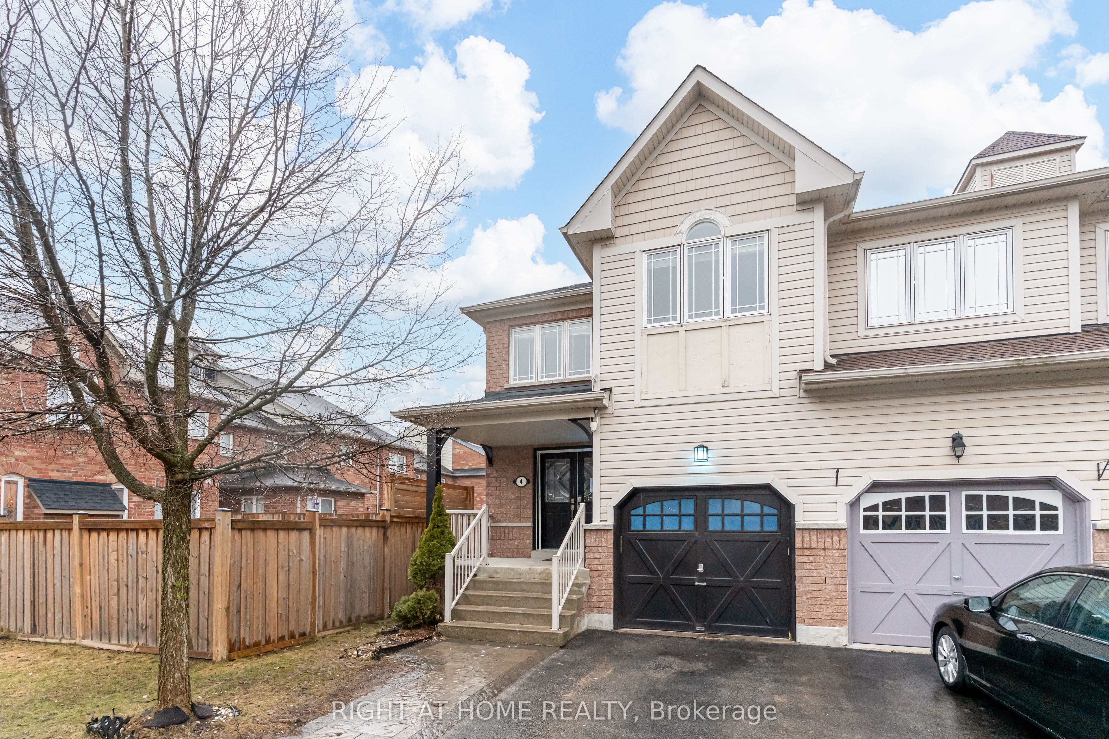 4 Whitefoot Crescent, Ajax, ON, L1Z 2E5 photo 2