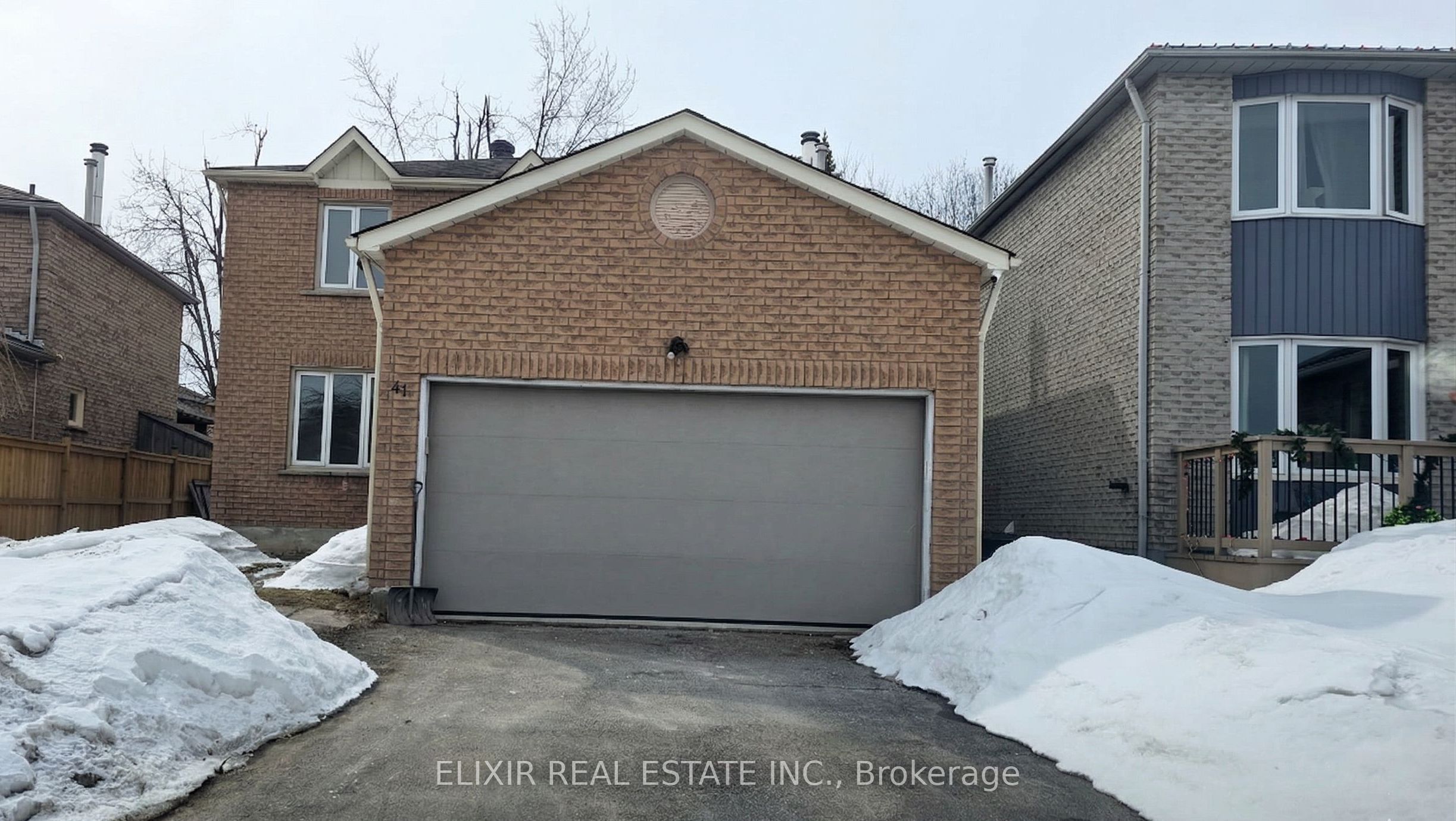 #Upper-41 Blair Crescent, Barrie, ON, L4M 5Y6