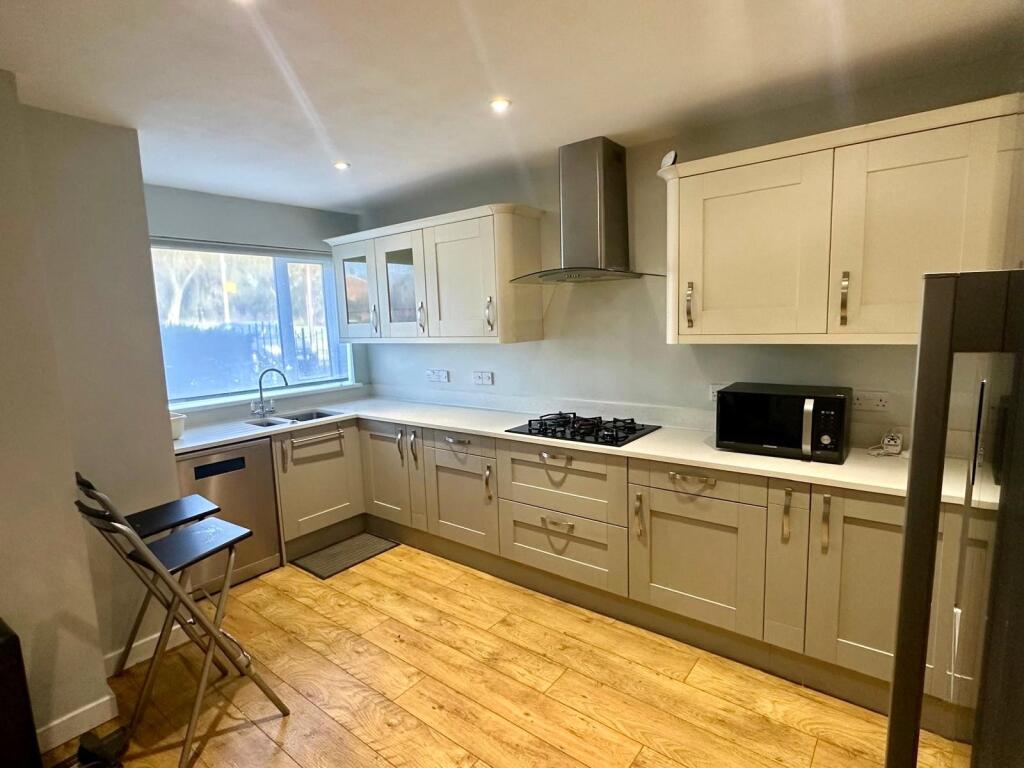 Cromwell Lane, Birmingham, West Midlands, B31 photo 2