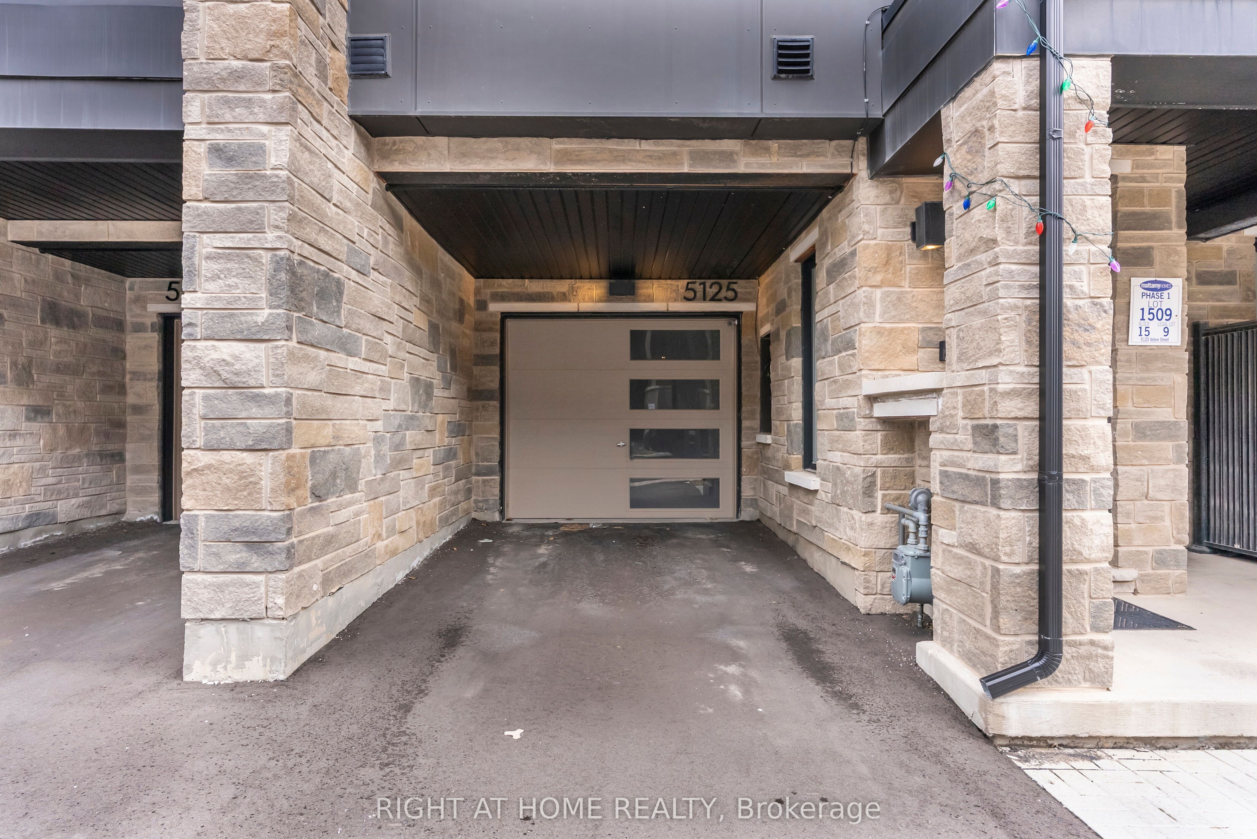 Additional image 2 of 5125 Vetere Street, Mississauga, ON, L5M 2S8