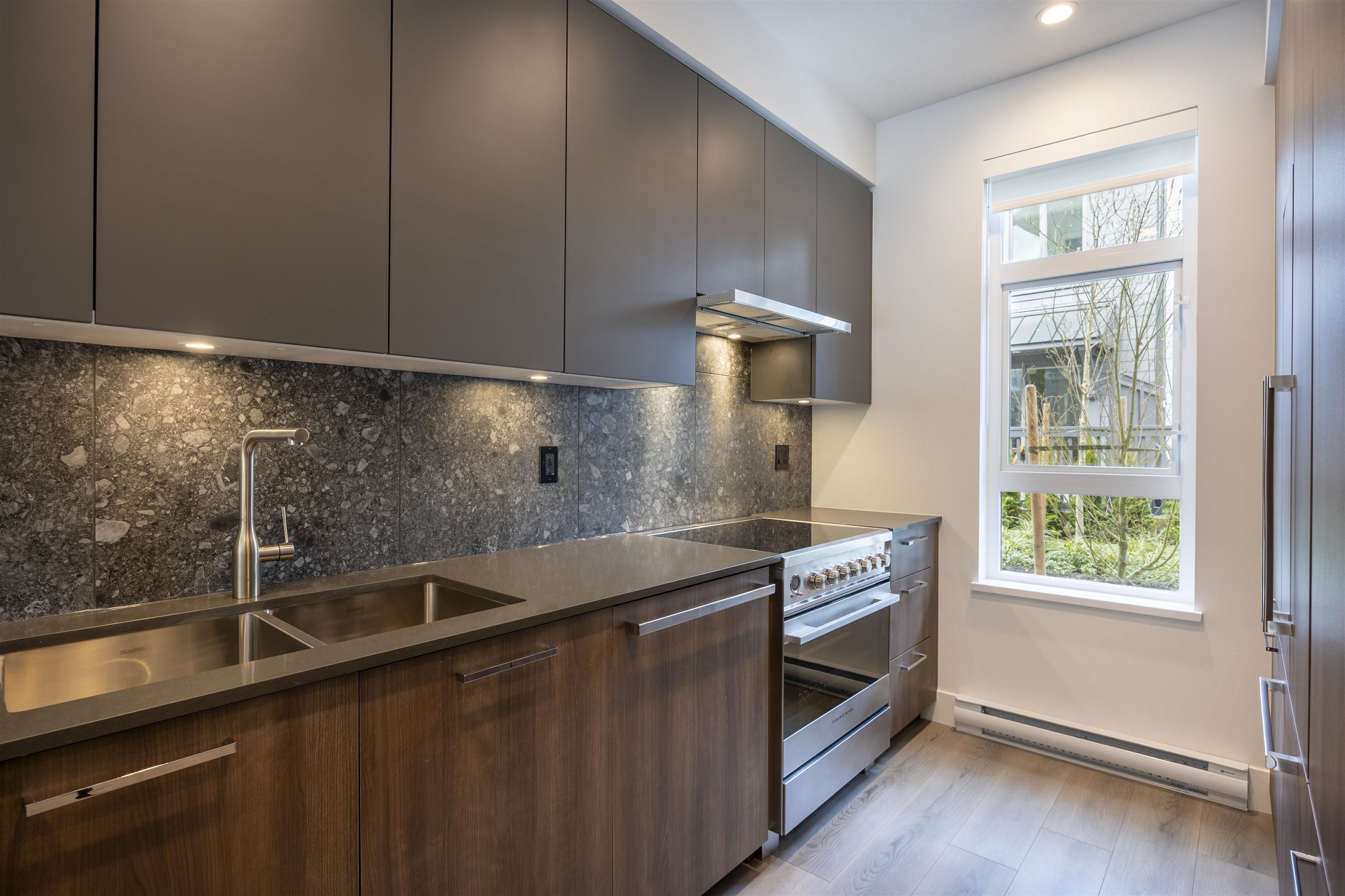 Additional image 5 of 102-2322 Emery Court, North Vancouver, BC, V7J 0G3