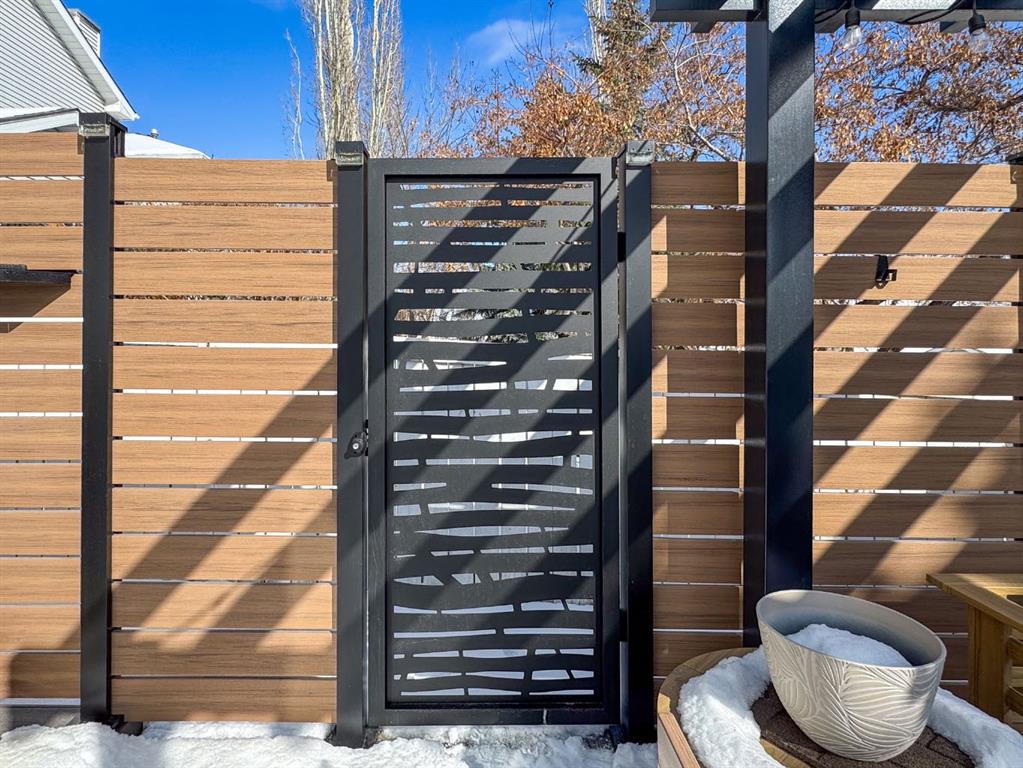 Additional image 5 of 87 Hidden Green NW, Calgary, AB, T3K5K7