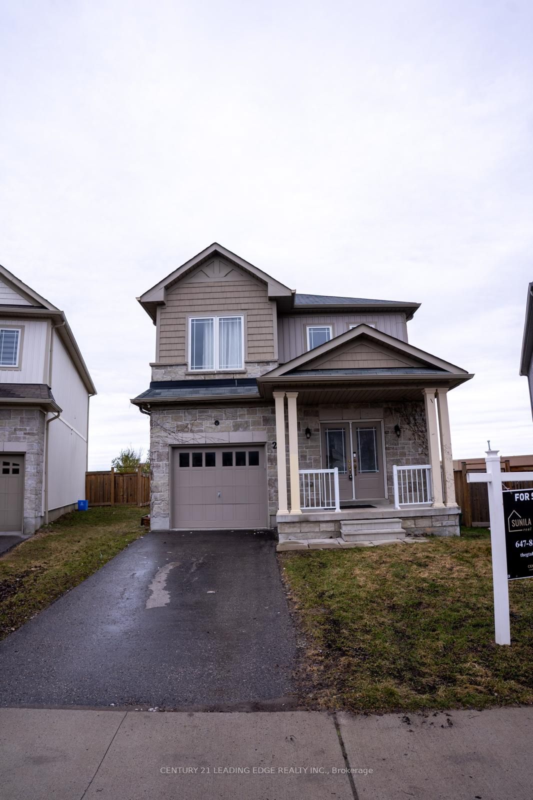 27 Mantz Crescent, Whitby, ON, L1R 0L3 photo 2