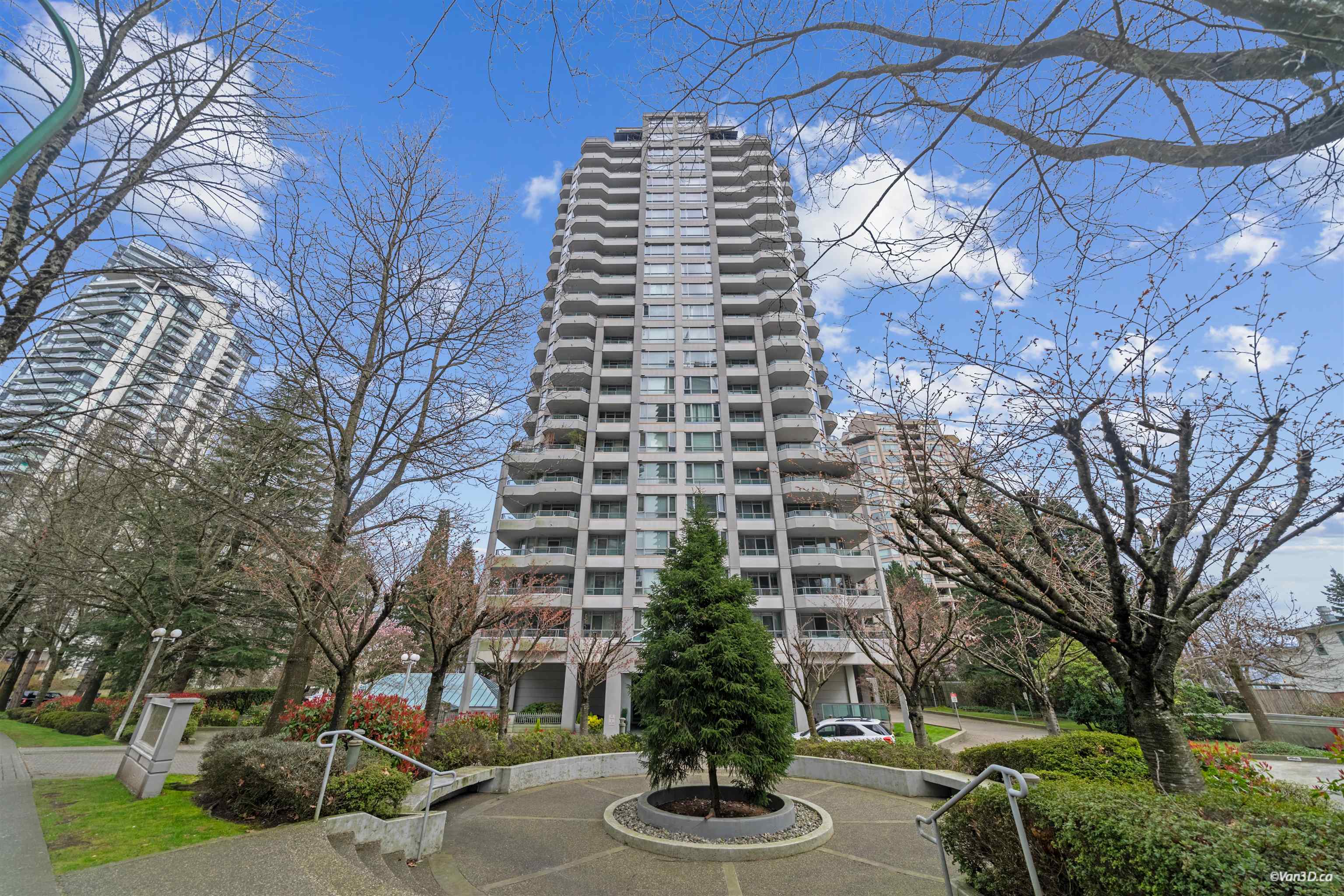 1320-4825 Hazel Street, Burnaby, BC, V5H 4N4