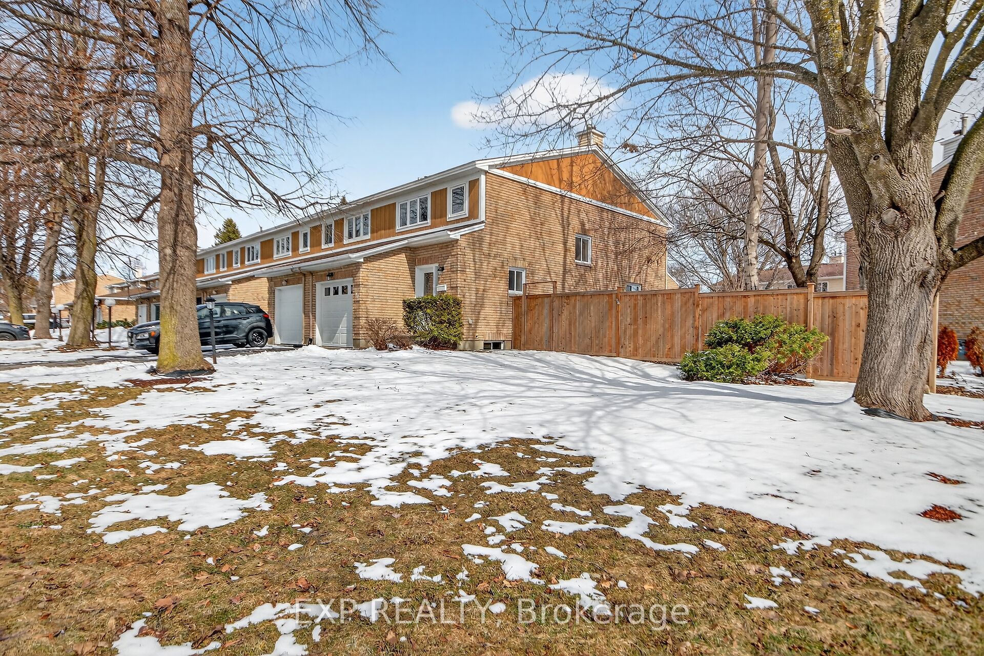 Additional image 2 of 43 Hummingbird Crescent, Ottawa, ON, K2J 3A5