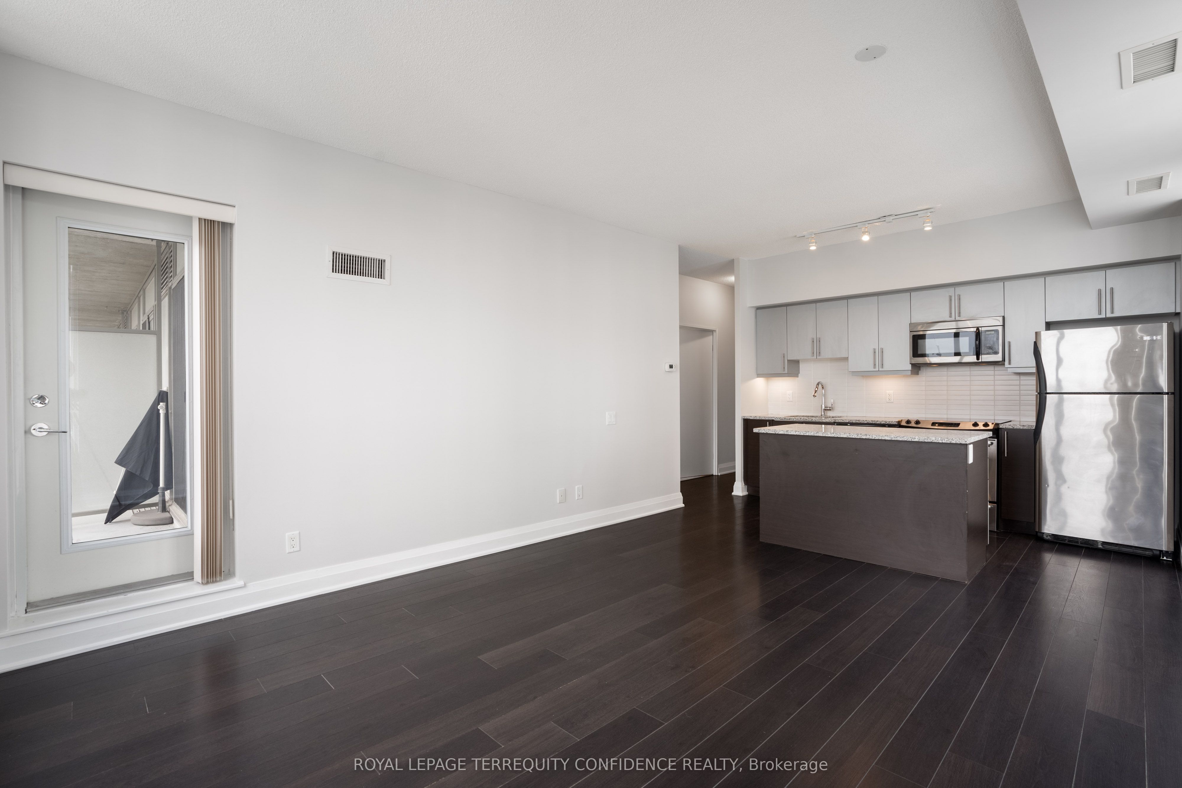 1204-83 Redpath Avenue, Toronto, ON, M4S 0A2 photo 3