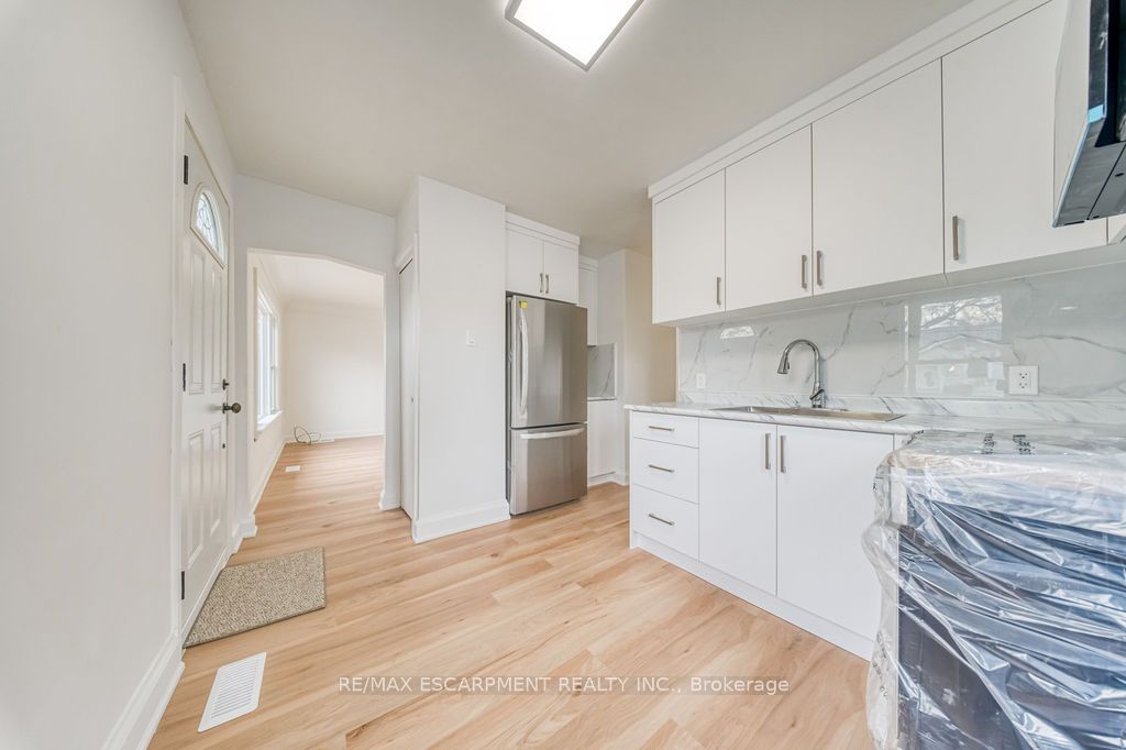 Additional image 5 of 22 David Avenue, Hamilton, ON, L9A 3V1
