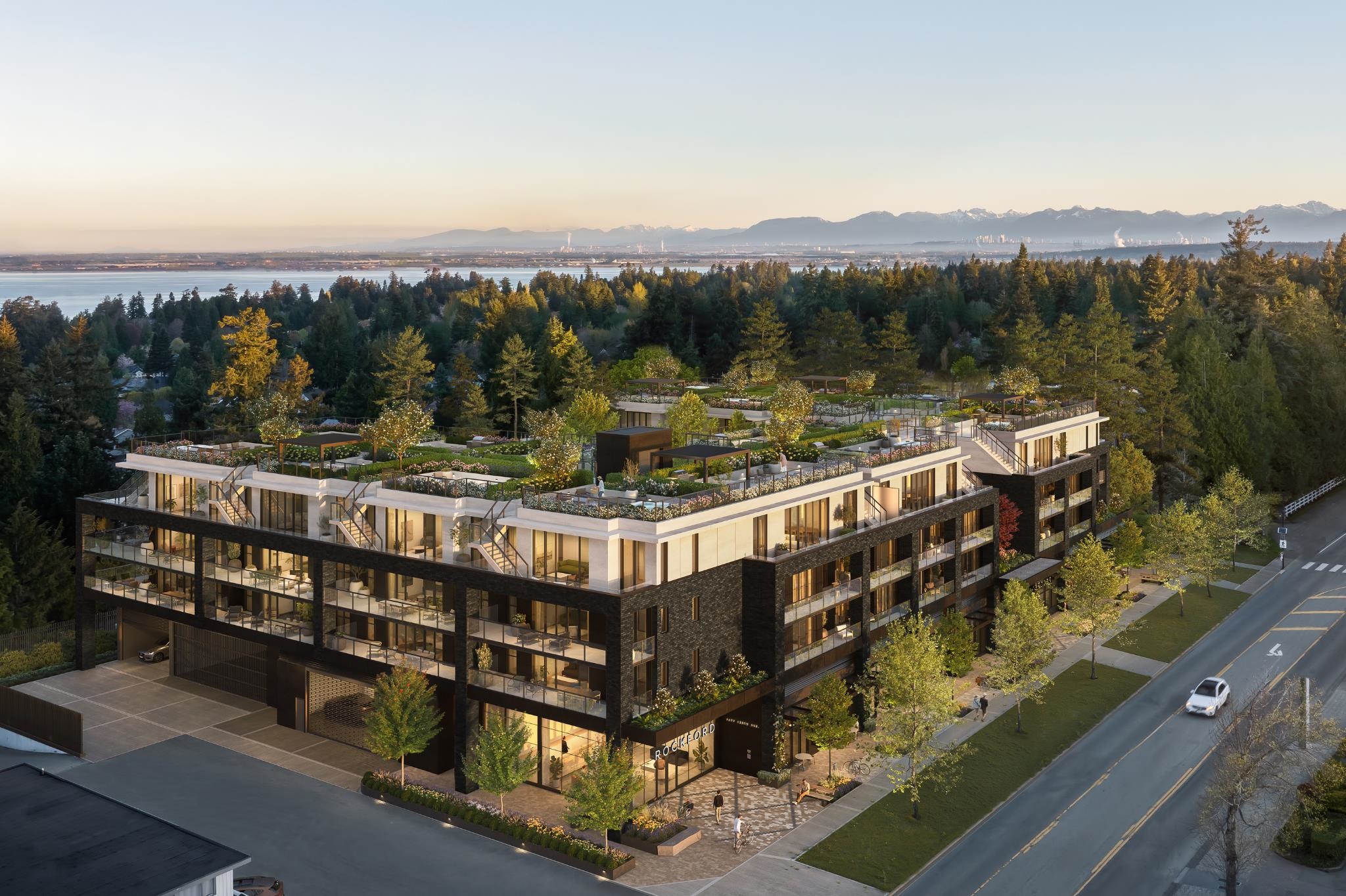 218-1655 128 Street, Surrey, BC, V4A 3V2