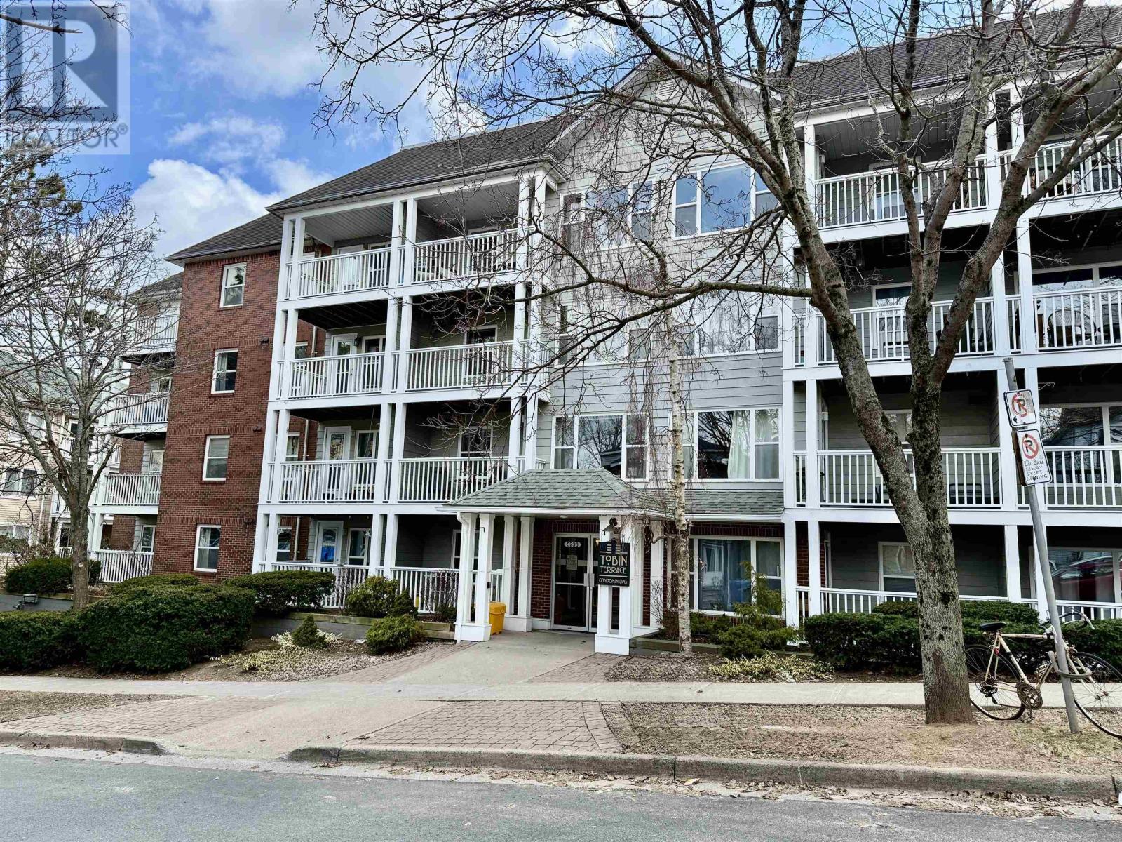 202-5230 Tobin Street, Halifax, NS, B3H1S2
