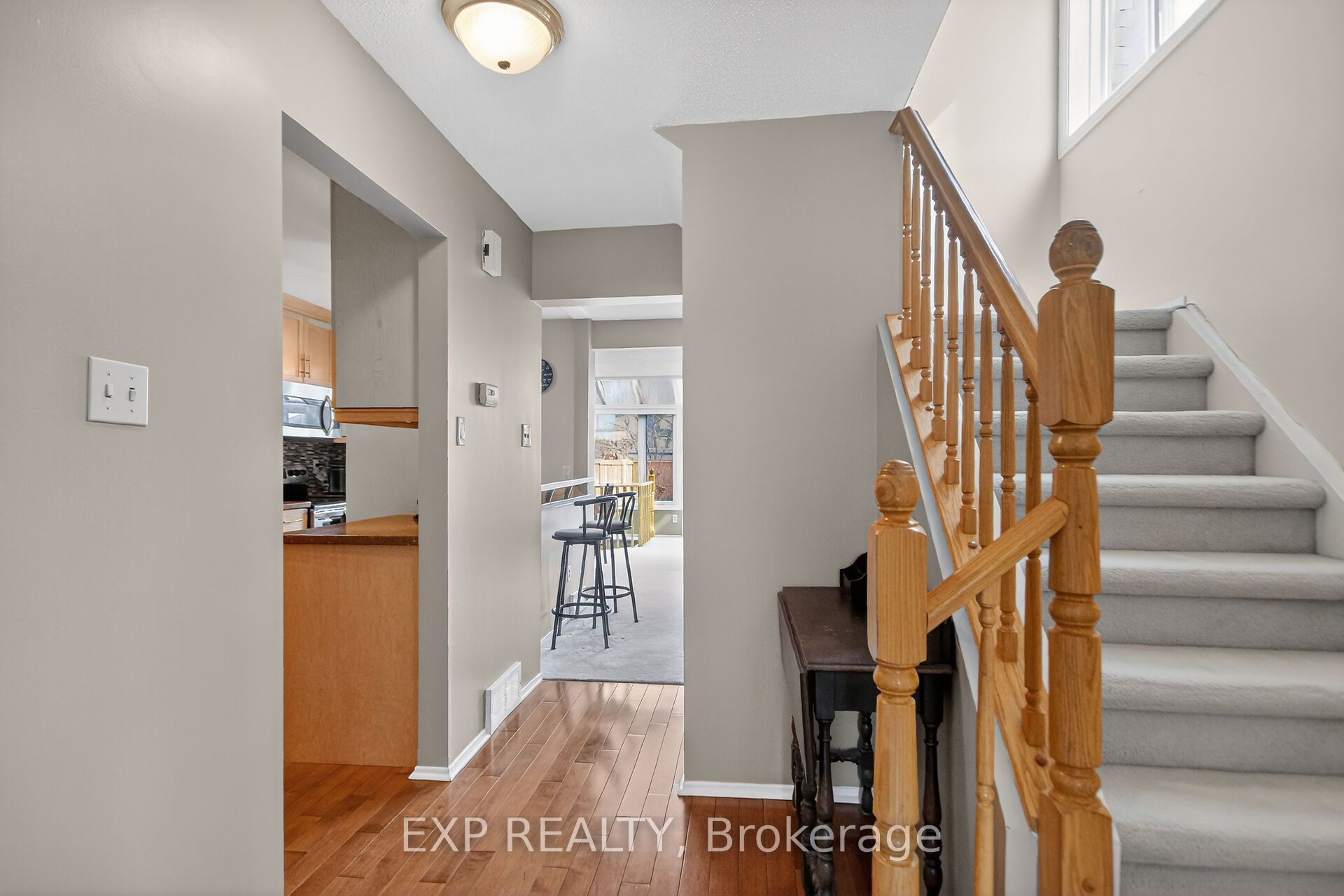 Additional image 5 of 43 Hummingbird Crescent, Ottawa, ON, K2J 3A5
