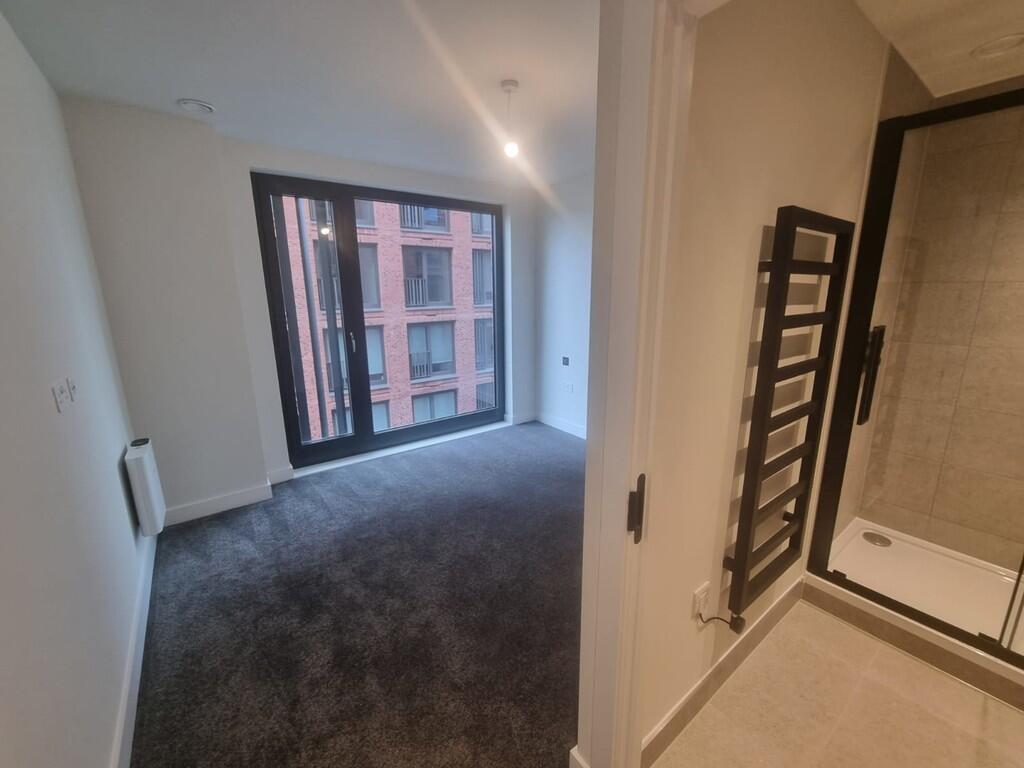 Additional image 8 of Glasswater Locks, 3 Pitt Street 