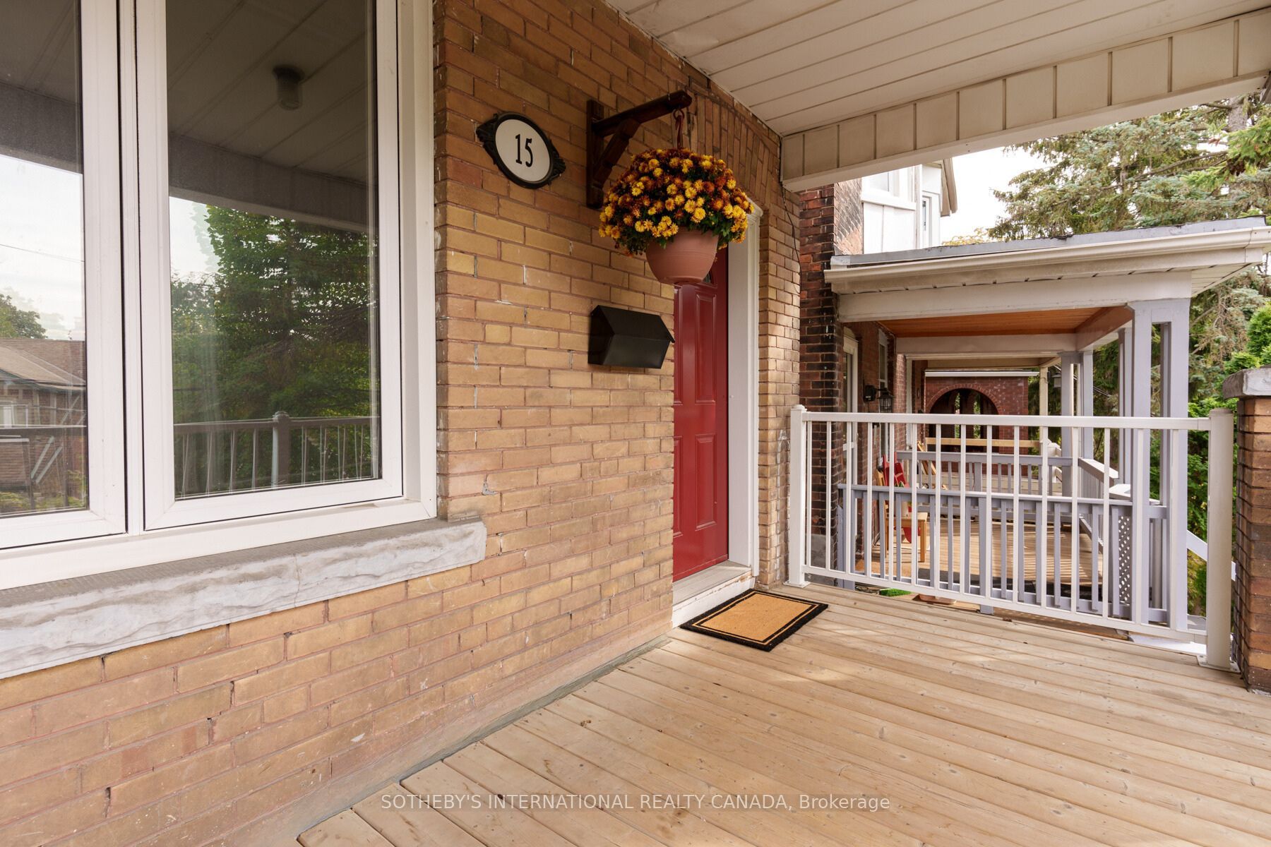Additional image 2 of Upper-15 Indian Rd Crescent, Toronto, ON, M6P 2E9