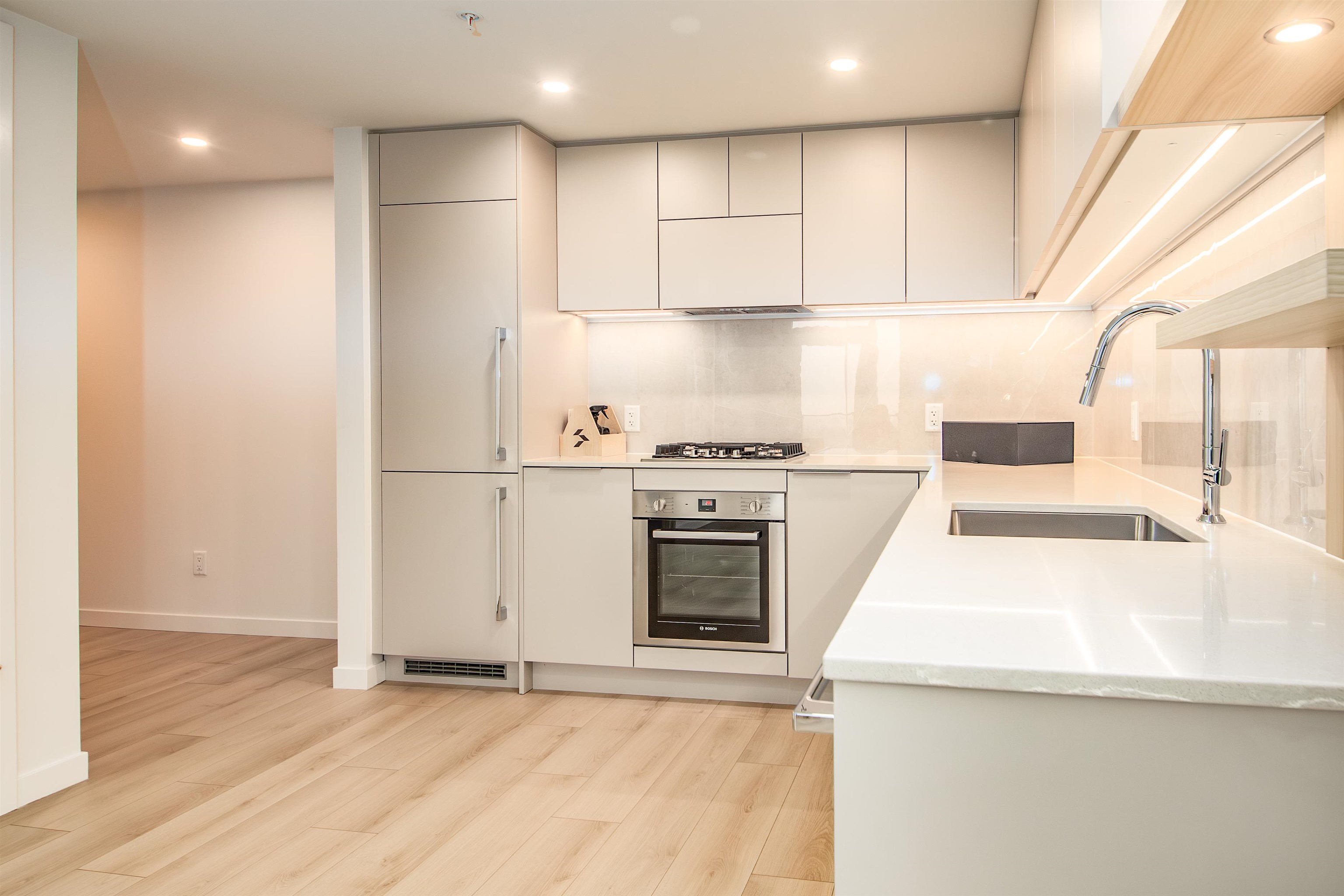 Additional image 2 of 1908-311 Alderson Avenue, Coquitlam, BC, V3K 0K3