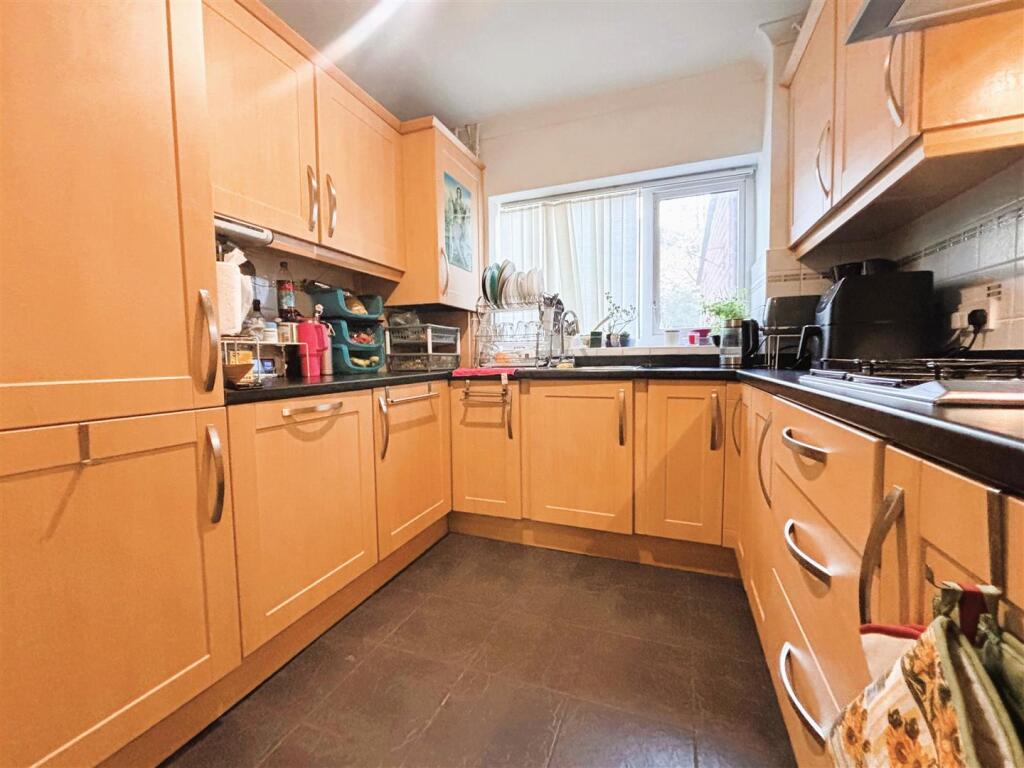Clopton Road, Sheldon, Birmingham photo 4