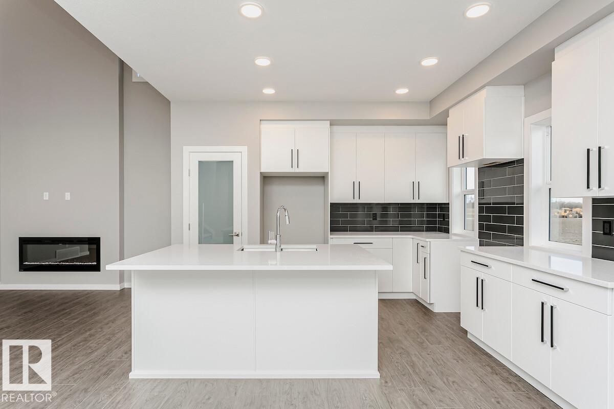 Additional image 5 of 332 173 Avenue NW, Edmonton, AB, T5Y4G6