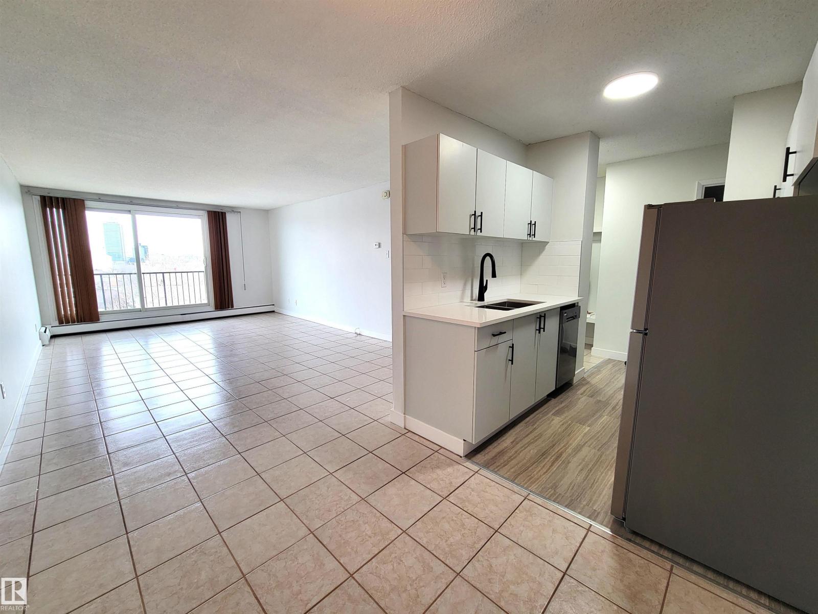 804-9028 Jasper Avenue NW, Edmonton, AB, T5H3Y6