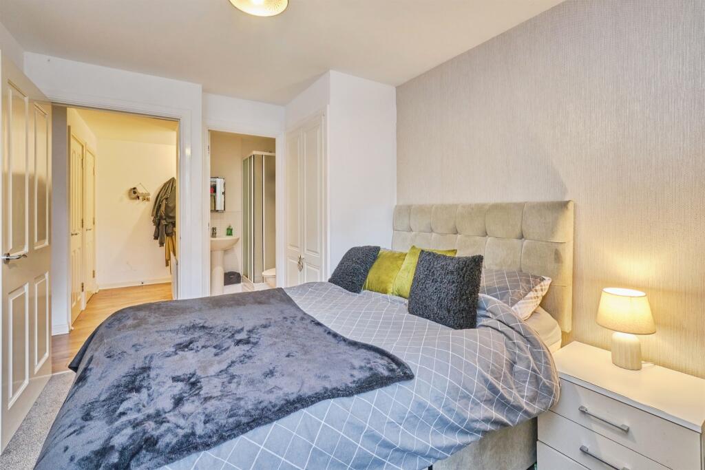 Additional image 9 of Horseshoe Crescent, Birmingham