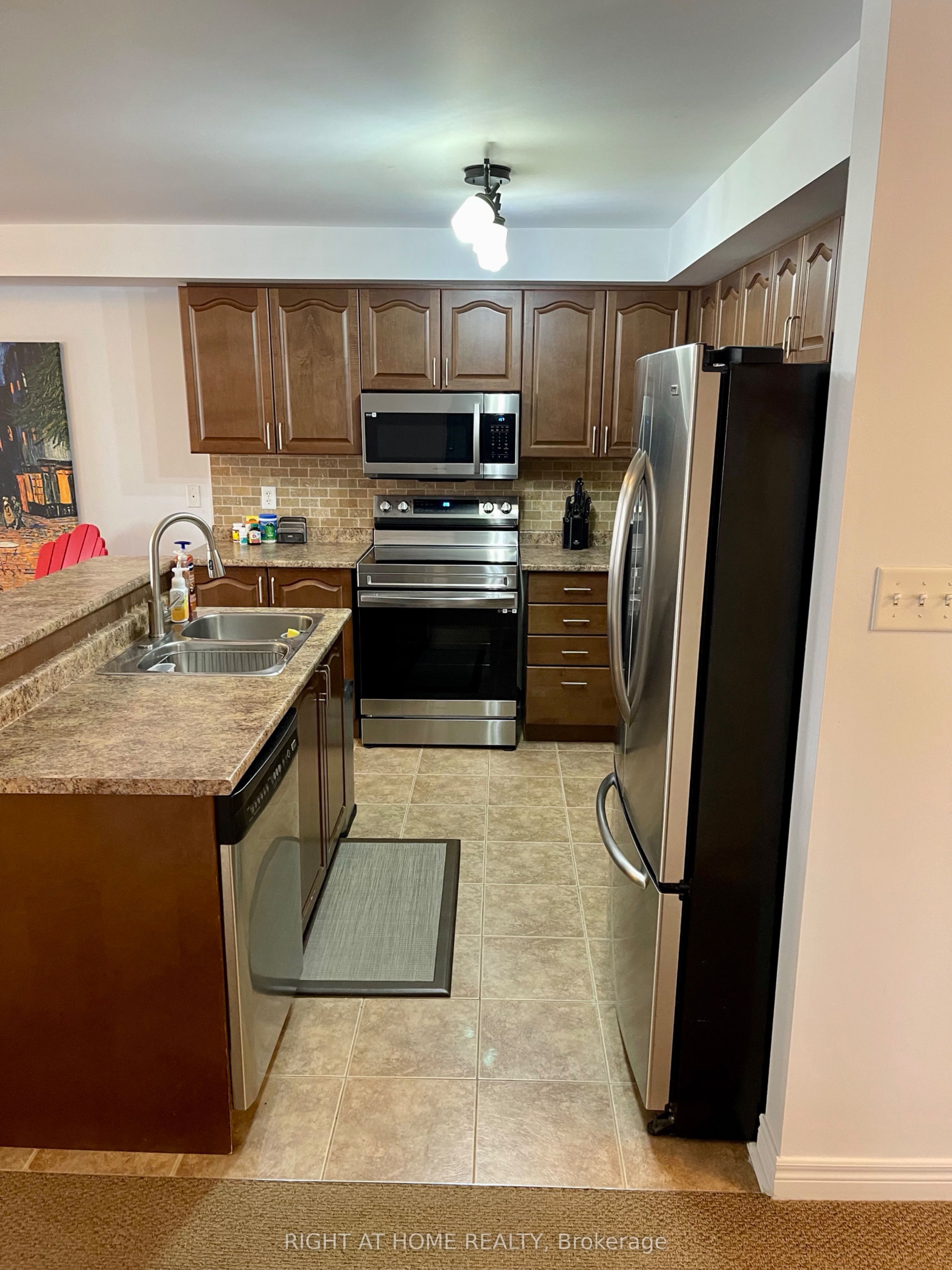 A-2933 Bur Oak Avenue, Markham, ON, L6B 1E6 photo 3