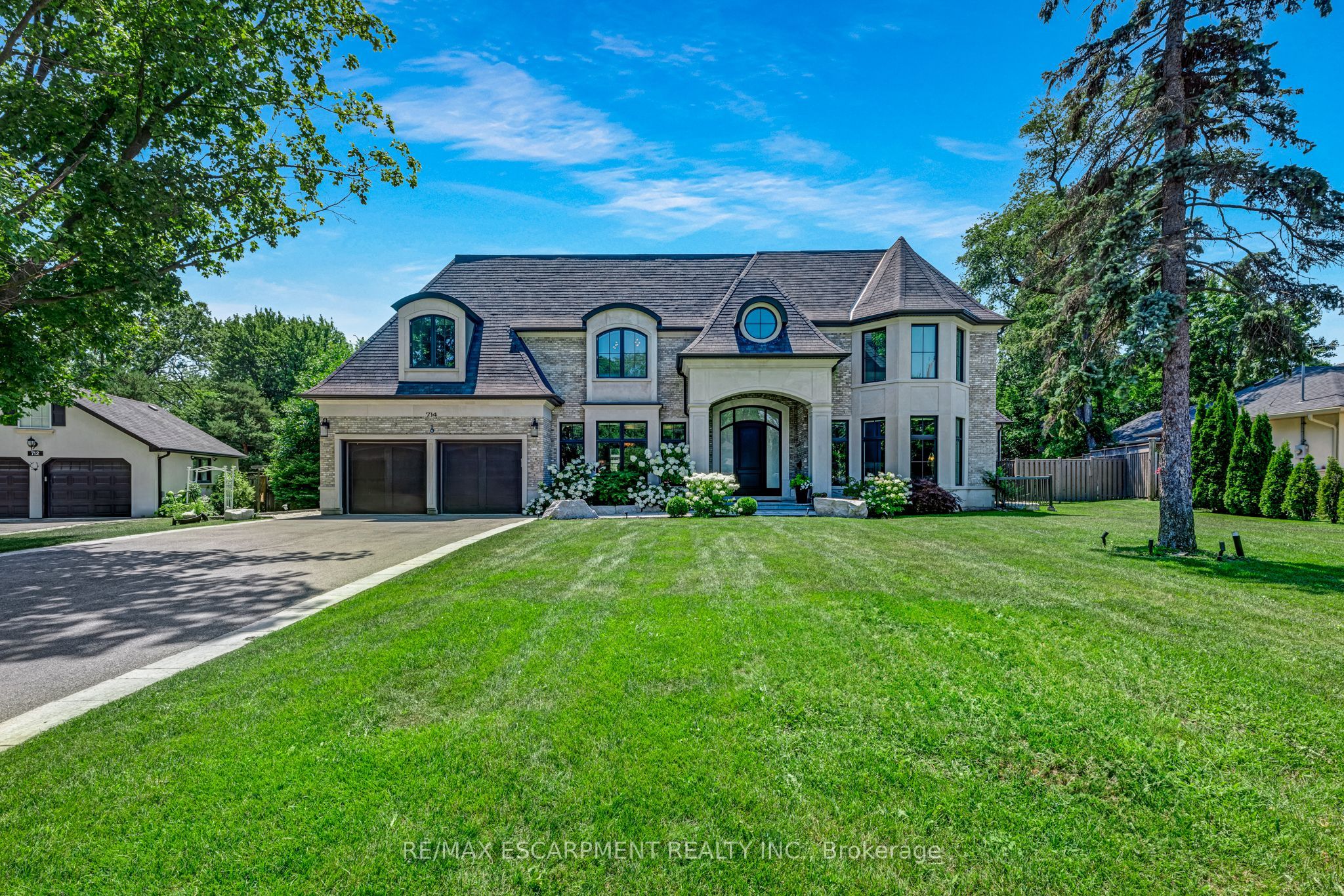 714 Atoka Drive, Mississauga, ON, L5H 1Y6