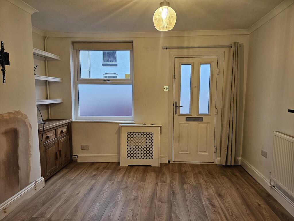 35 Ivy Road photo 5