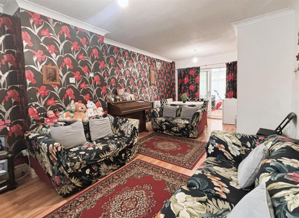Clopton Road, Sheldon, Birmingham photo 3