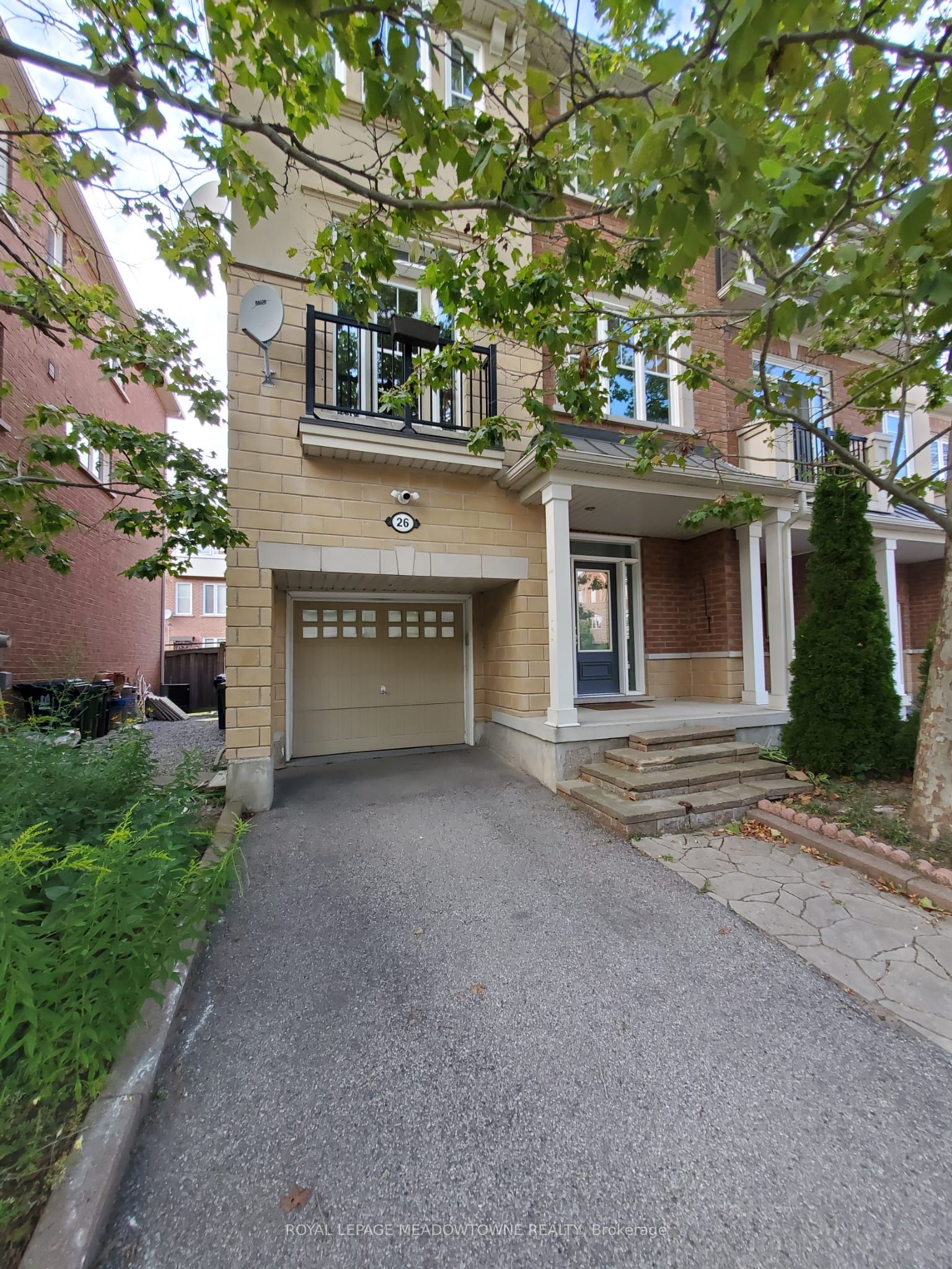 26 Yates Avenue, Toronto, ON, M1L 0C8