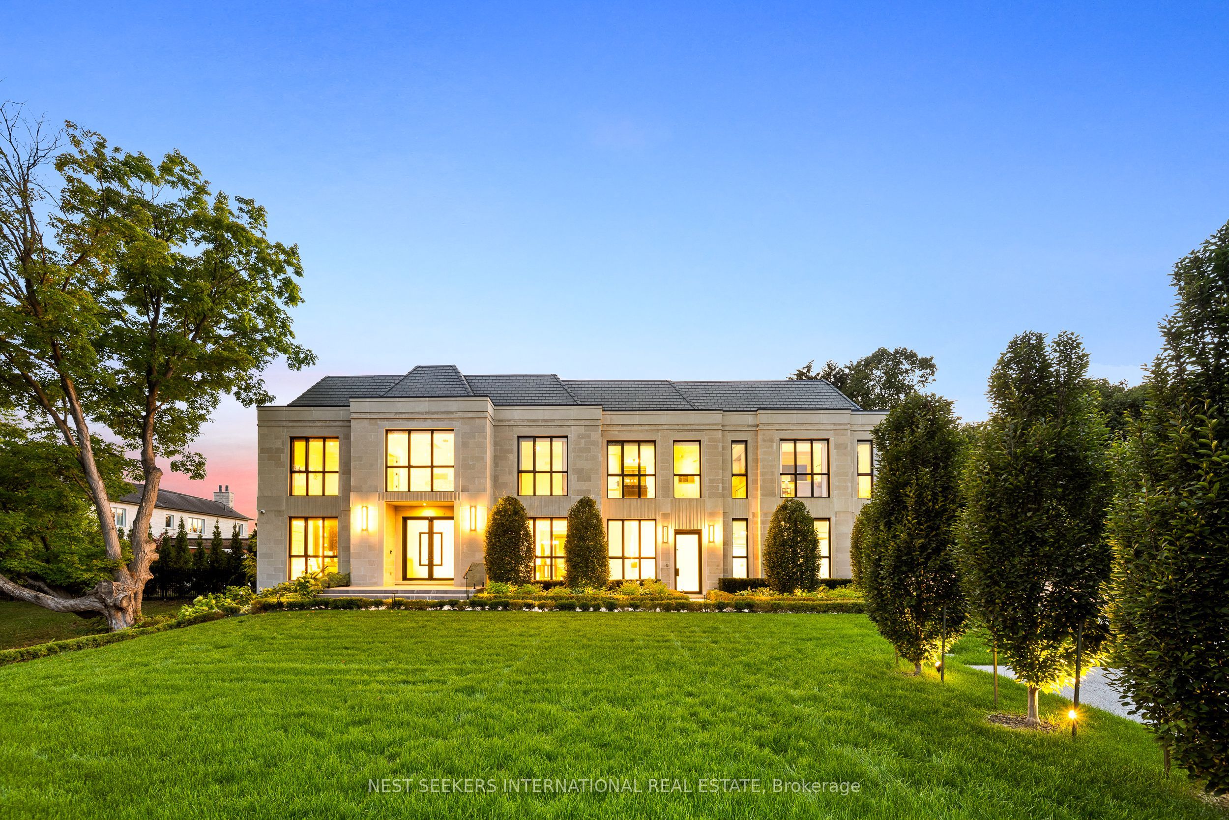 Additional image 2 of 36 Waymar Heights Boulevard, Vaughan, ON, L4L 2P7