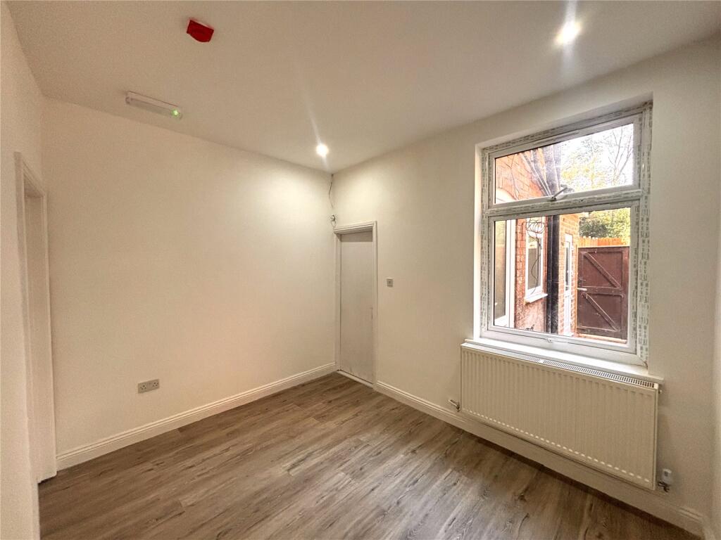 Lifford Lane, Birmingham, West Midlands, B30 photo 5