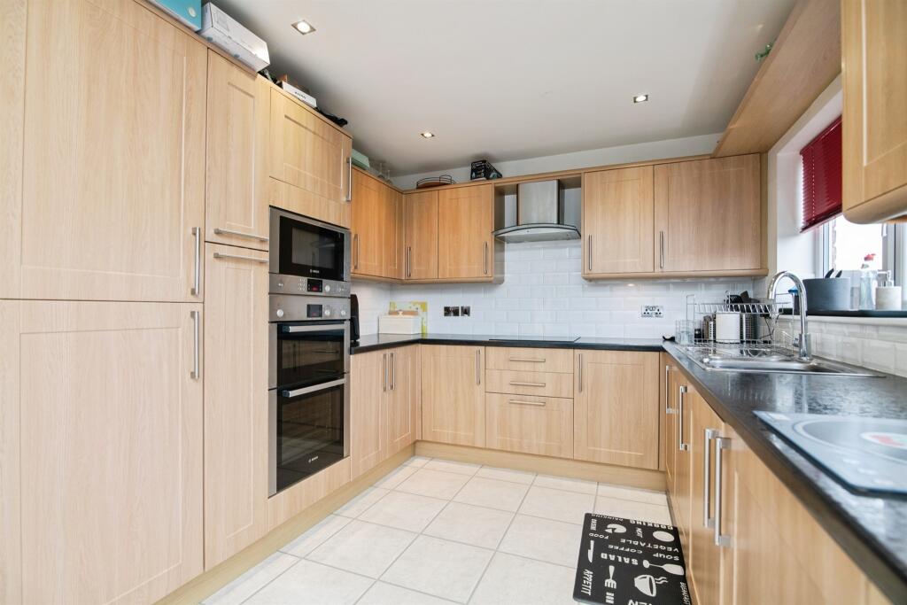 Sandwood Drive, Birmingham photo 3