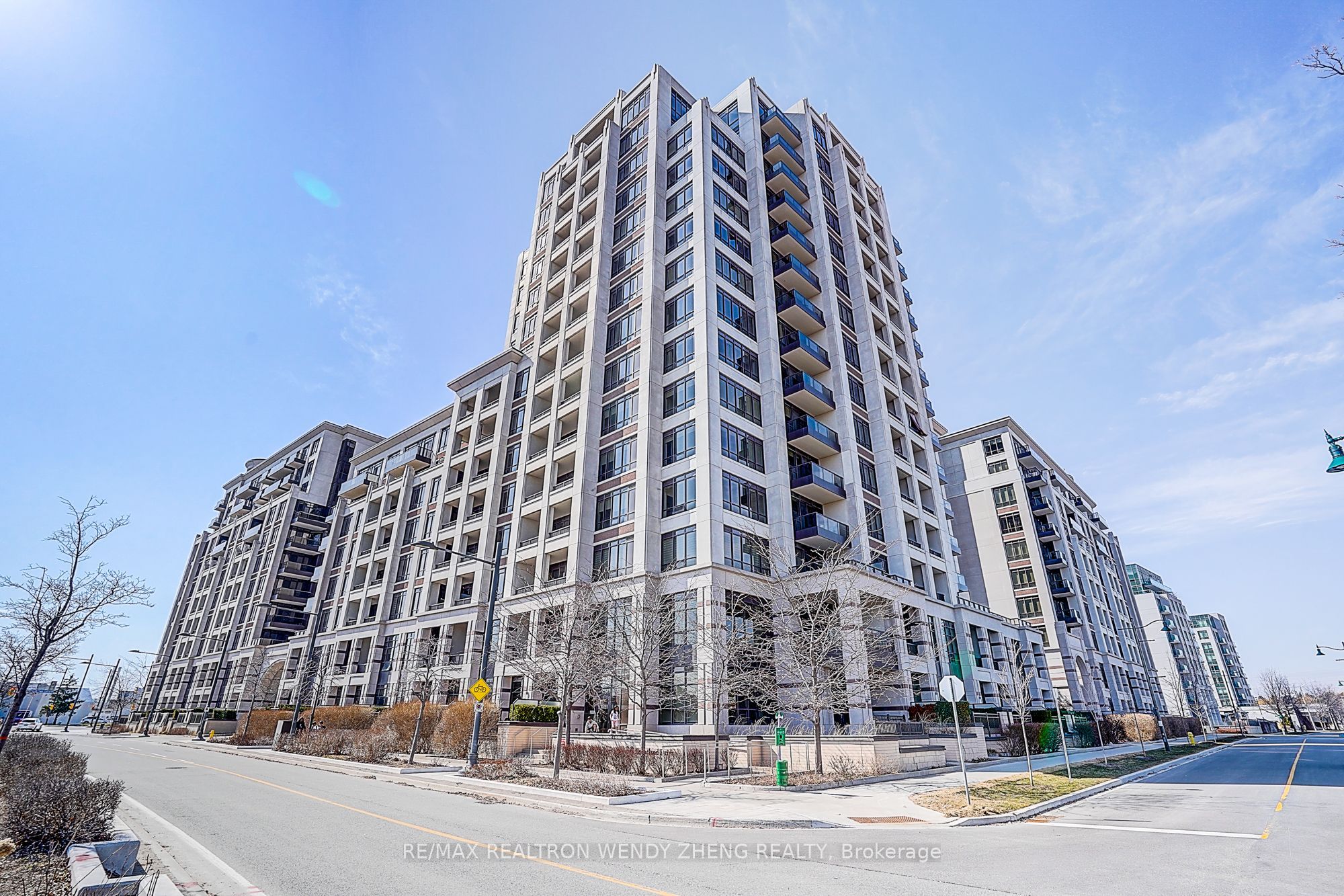 808-38 Cedarland Drive, Markham, ON, L6G 0G7