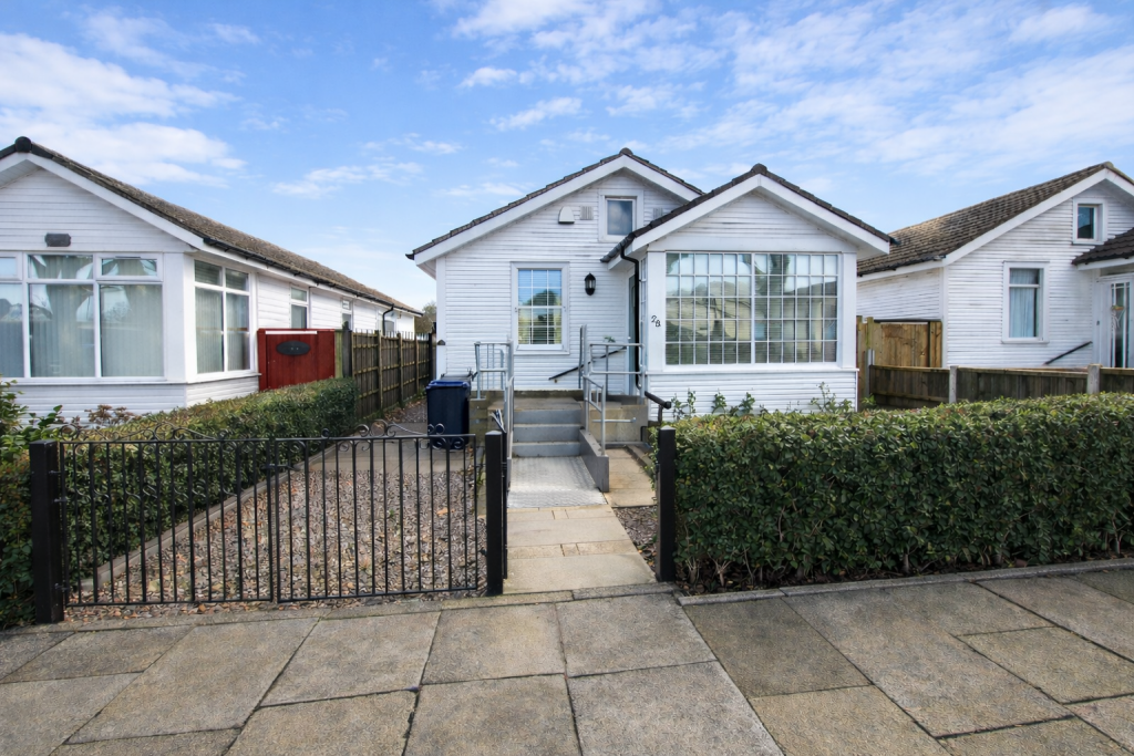 Hawkesley Drive, Birmingham, B31 4EY