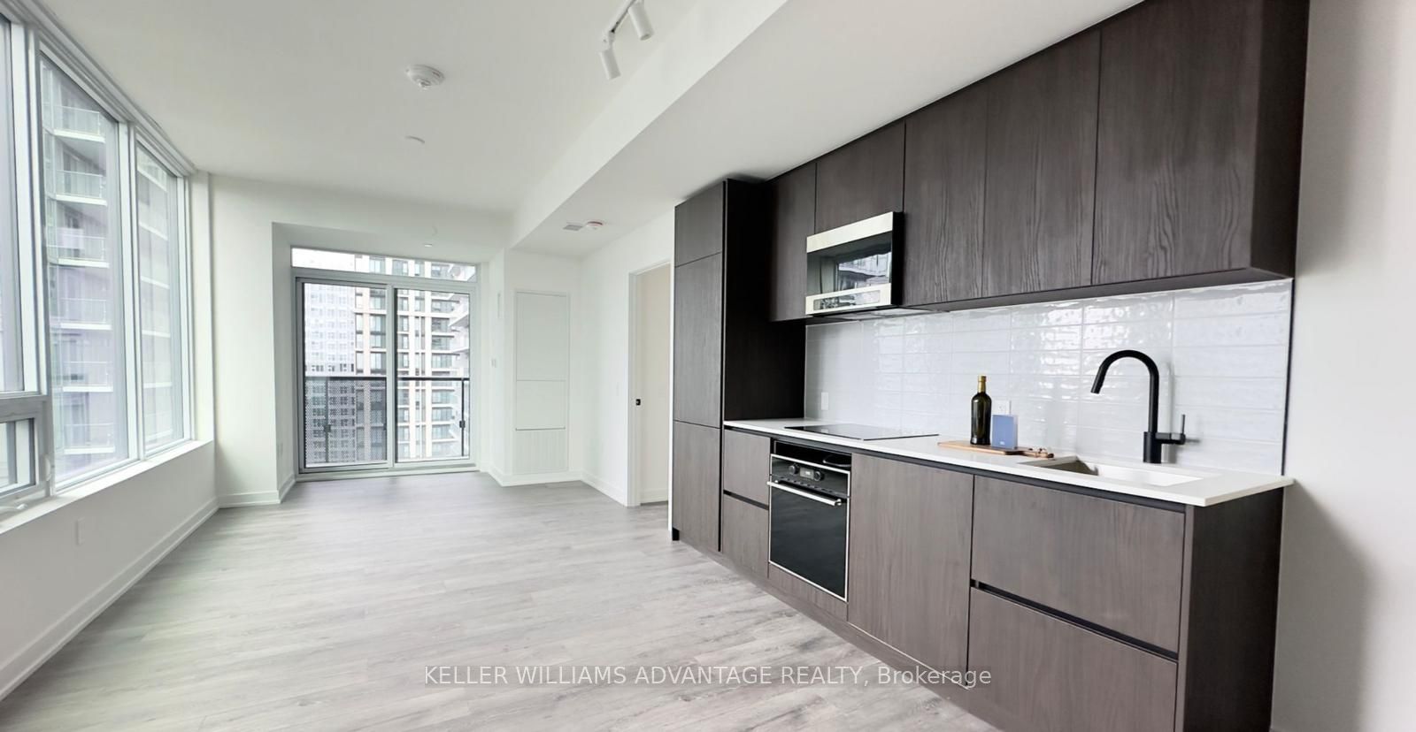 Additional image 4 of PH00-117 Broadway Avenue, Toronto, ON, M4P 1V3