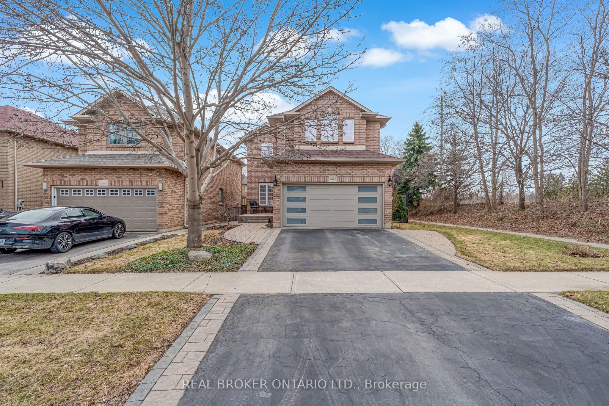 2423 Valley Heights Crescent, Oakville, ON, L6H 6X2