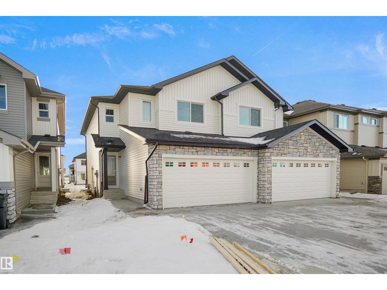 907 19 Avenue NW, Edmonton, AB, T6T2V2
