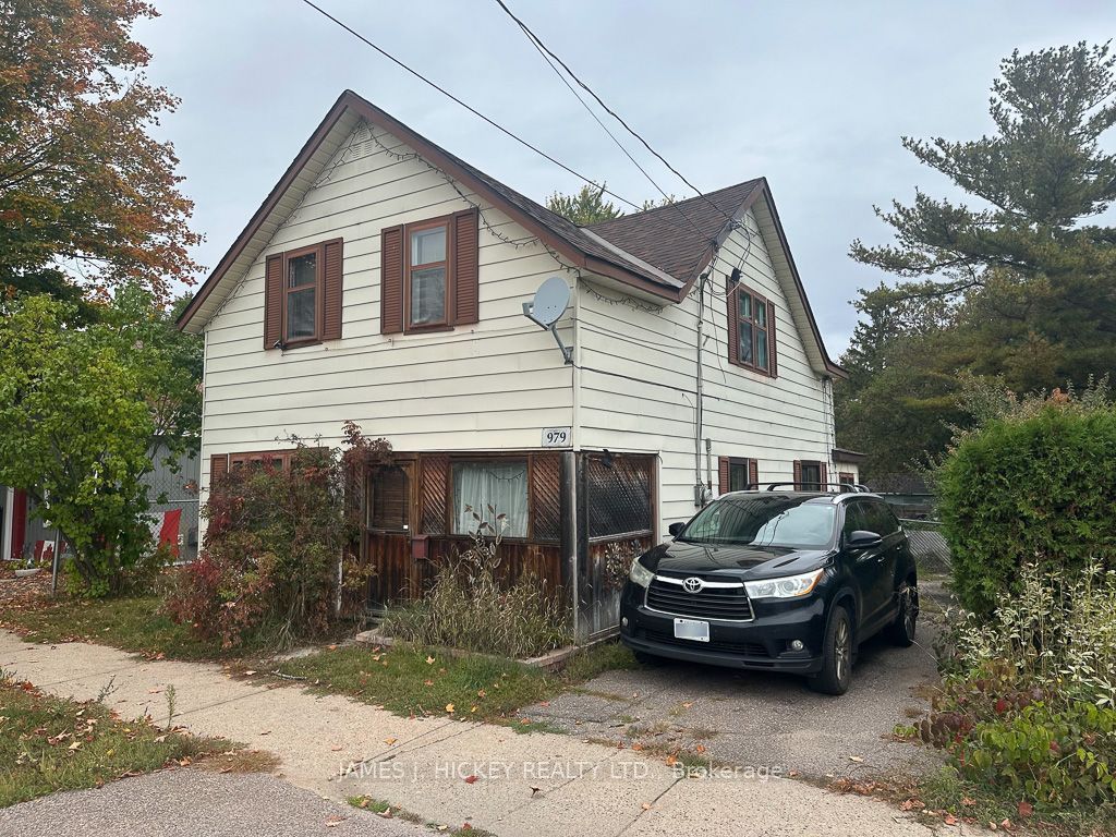 979 Lea Street, Pembroke, ON, K8A 6H9
