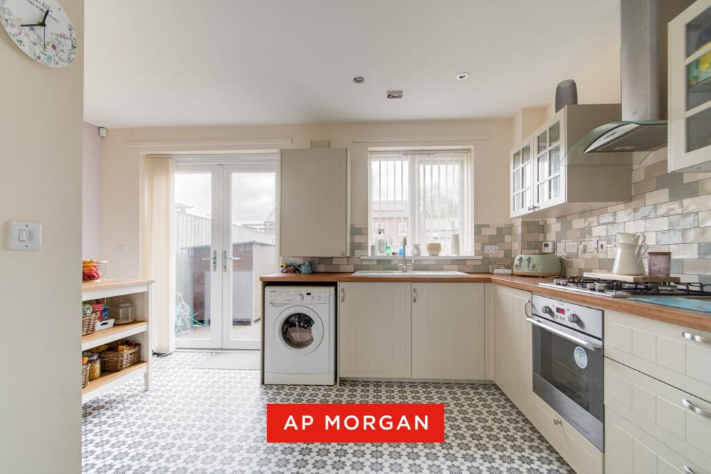Cofton Park Close, Rednal, Birmingham, West Midlands, B45 photo 4