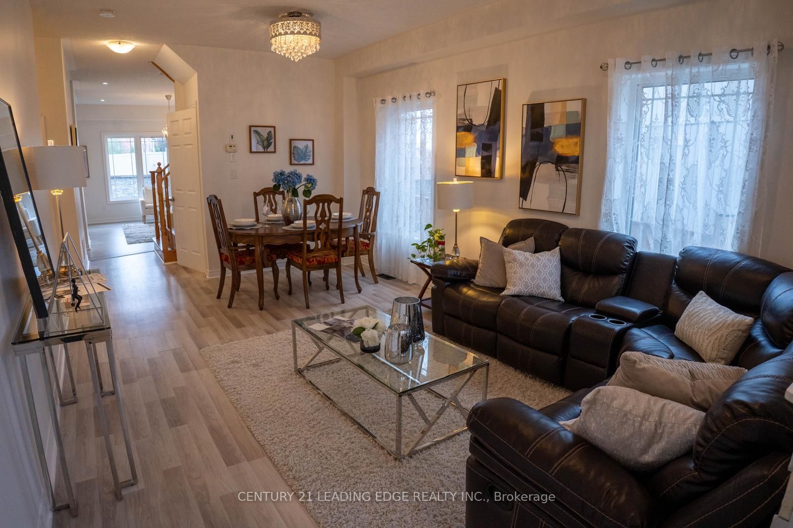 27 Mantz Crescent, Whitby, ON, L1R 0L3 photo 4