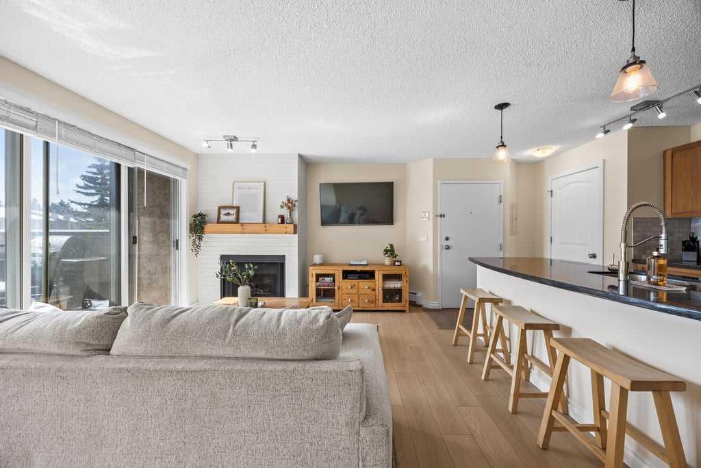 Additional image 5 of 4-101 Village Heights SW, Calgary, AB, T3H 2L2