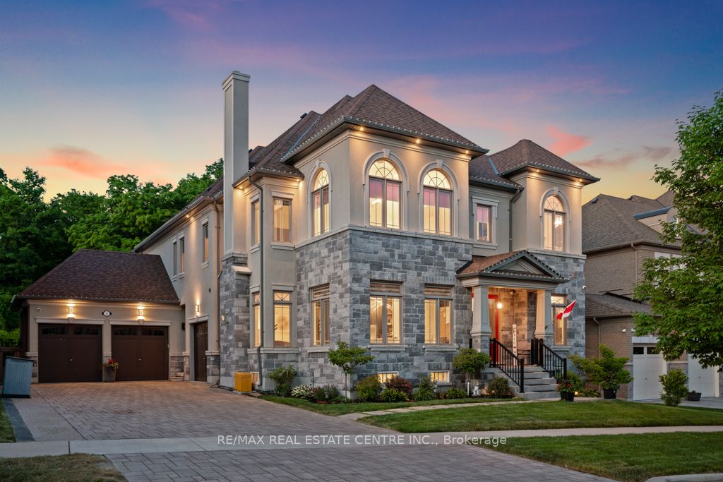 10 Crown Forest Court, Brampton, ON, L6Y 2Y5