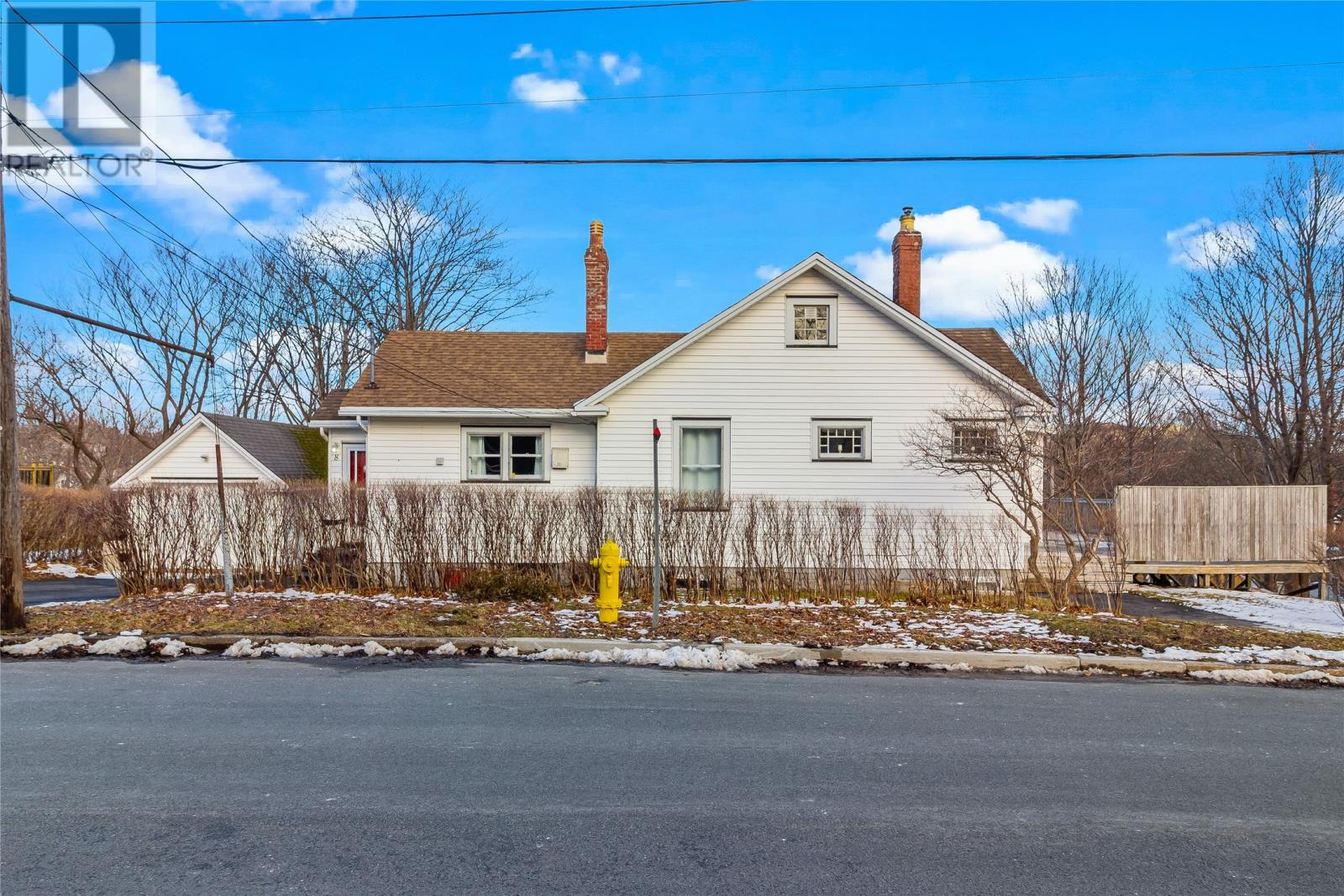 8 Glenridge Crescent, St. John's, NL, A1A1T5 photo 3