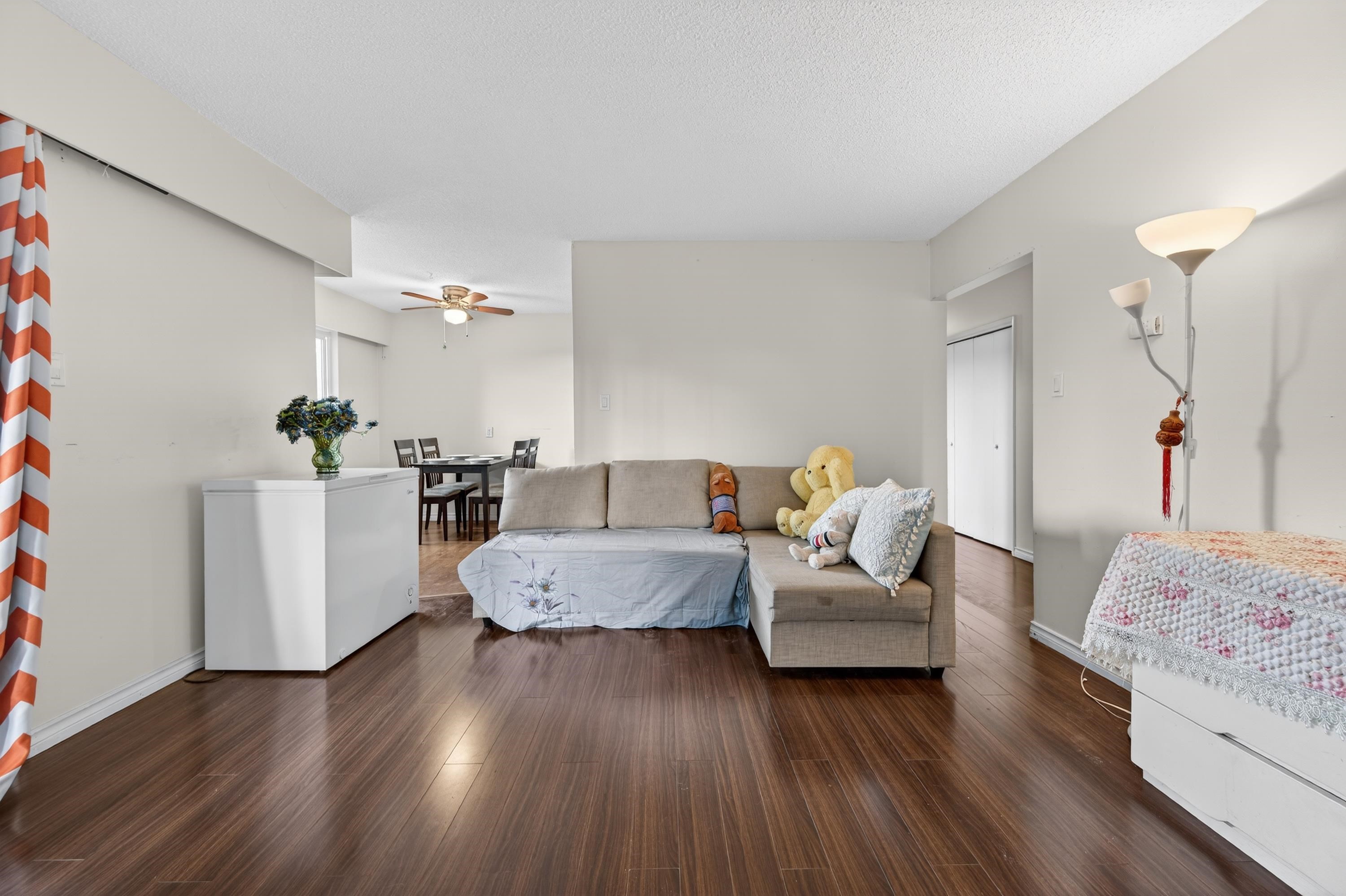 Additional image 3 of 202-4695 Imperial Street, Burnaby, BC, V5J 1B9
