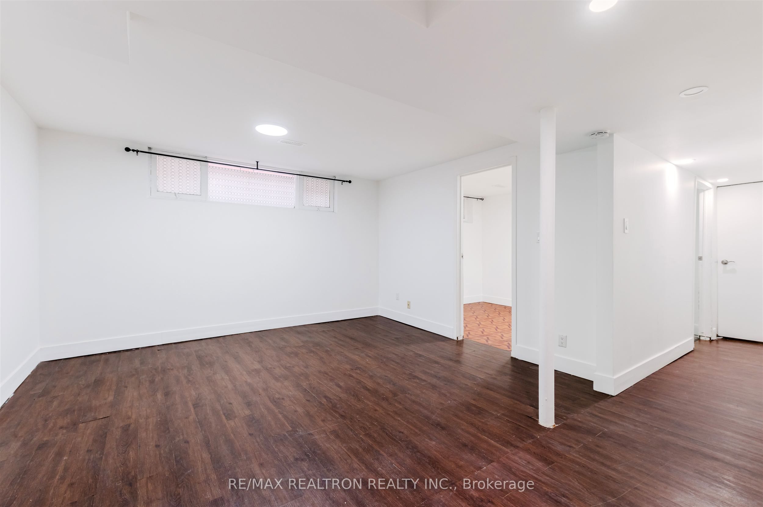 Additional image 4 of Lower-20 Castleton Avenue, Toronto, ON, M6N 3Z5