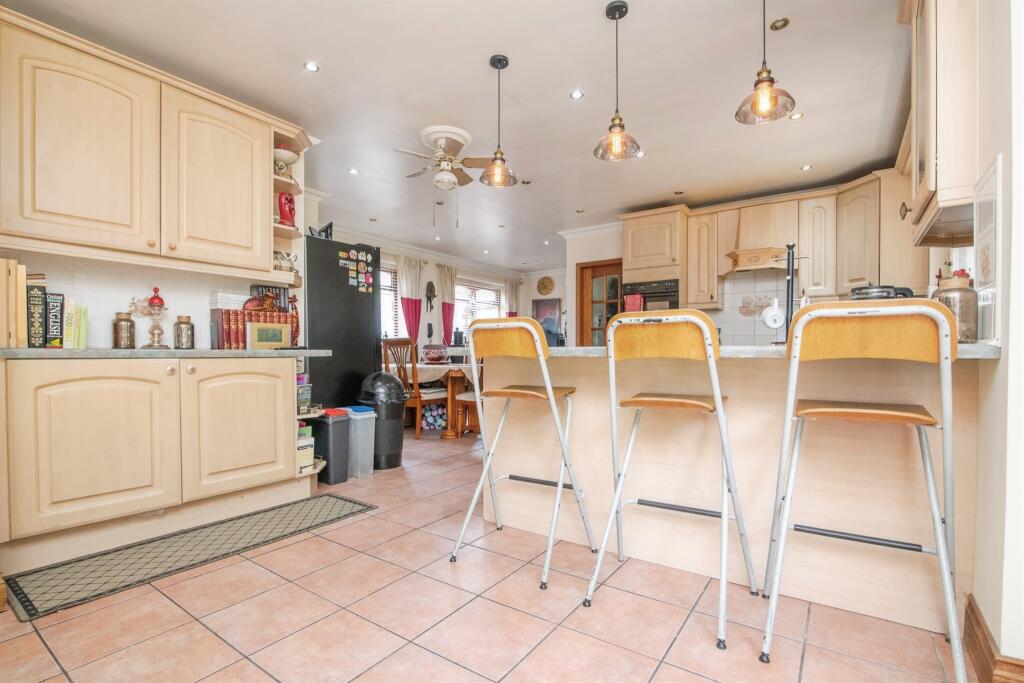 Fairbourne Avenue, Birmingham photo 5