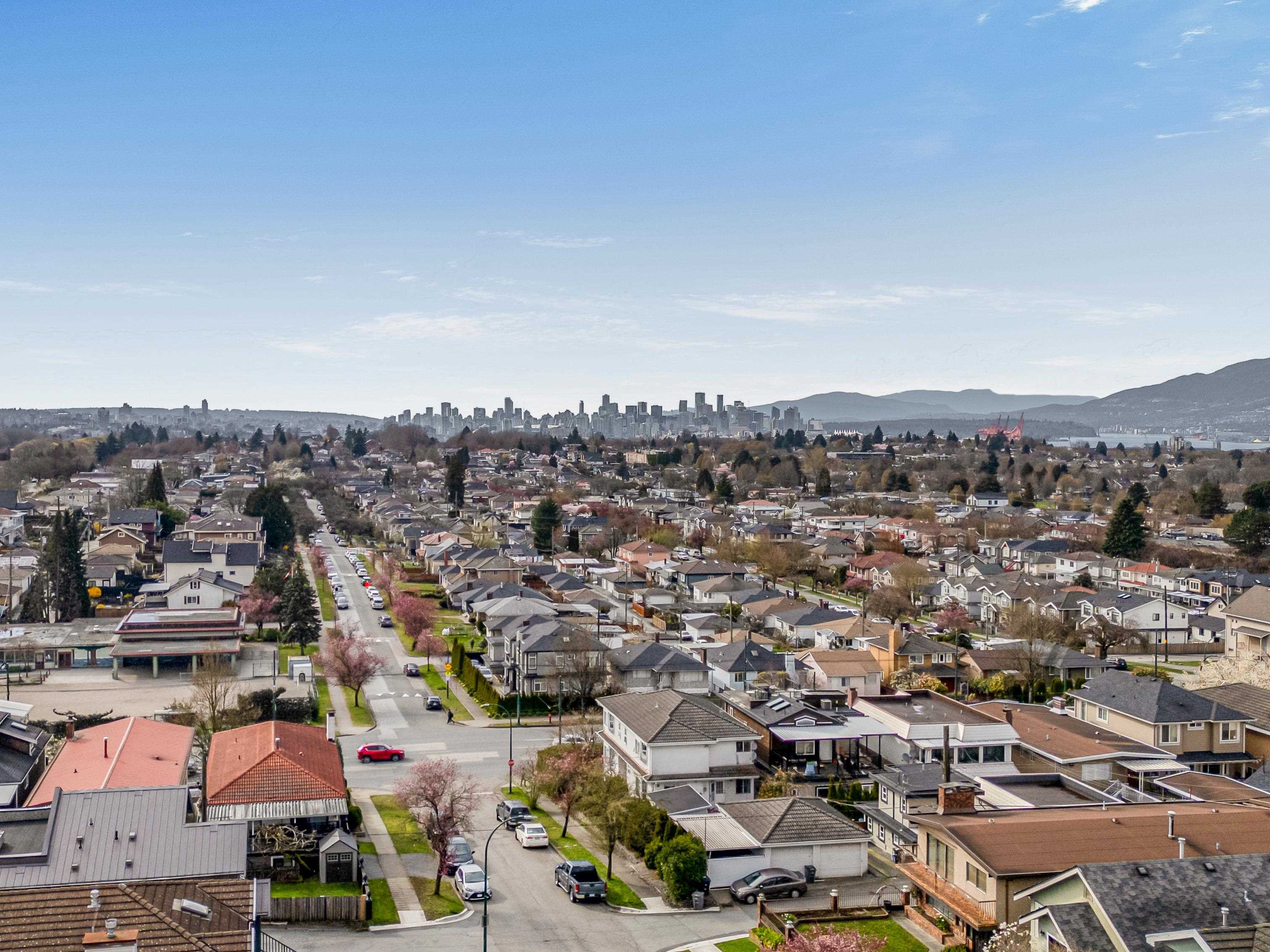 2958 4th Avenue E, Vancouver, BC, V5M 1L2