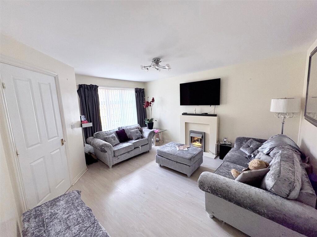 Wavers Marston, Birmingham, West Midlands, B37 photo 3