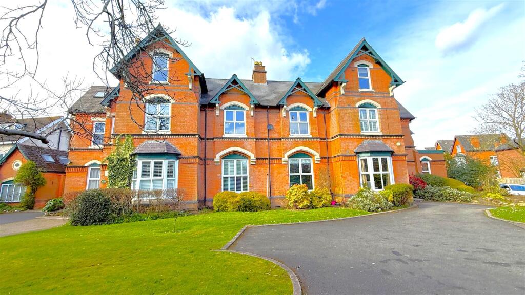 Naden Green, Bournville, Birmingham