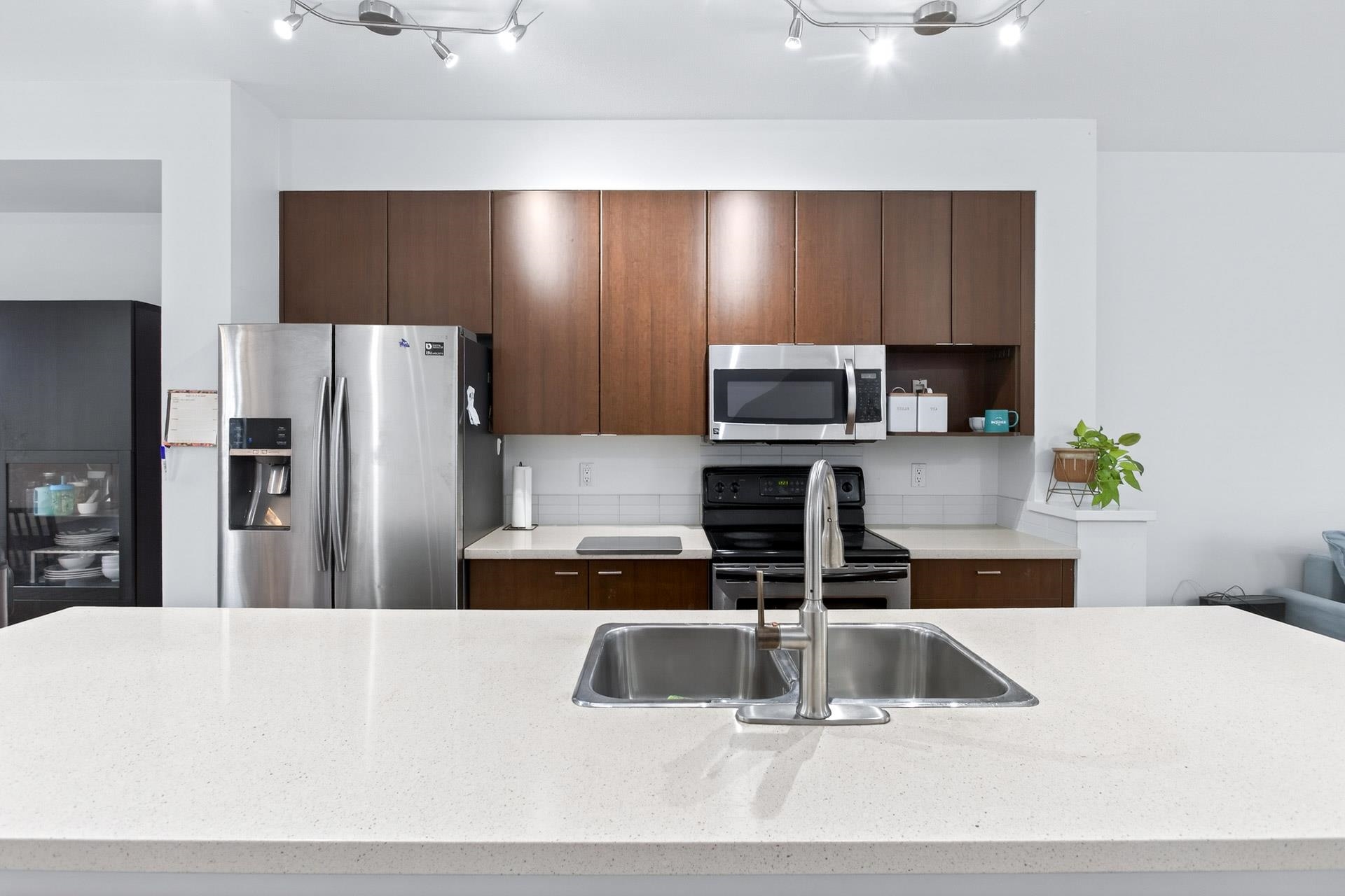 Additional image 5 of 19-19572 Fraser Way, Pitt Meadows, BC, V3Y 0A9